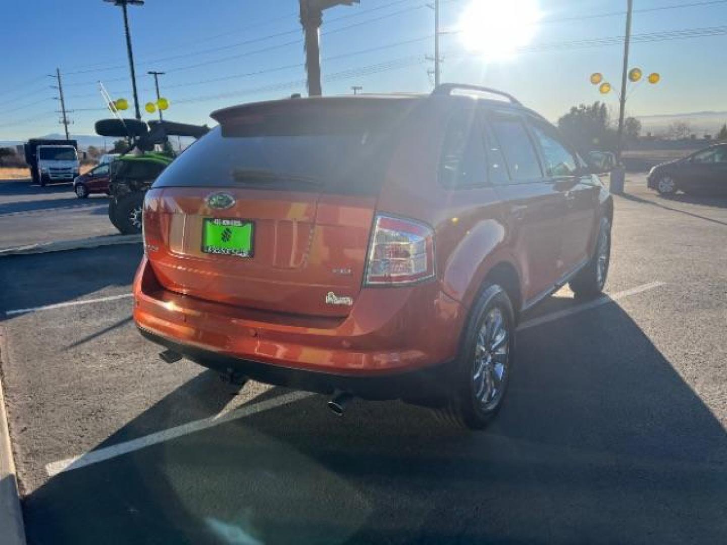 2007 Blazing Copper Metallic /Camel Leather Interior Ford Edge SEL FWD (2FMDK38C27B) with an 3.5L V6 DOHC 24V engine, 6-Speed Automatic transmission, located at 1865 East Red Hills Pkwy, St. George, 84770, (435) 628-0023, 37.120850, -113.543640 - We specialize in helping ALL people get the best financing available. No matter your credit score, good, bad or none we can get you an amazing rate. Had a bankruptcy, divorce, or repossessions? We give you the green light to get your credit back on the road. Low down and affordable payments that fit - Photo#6