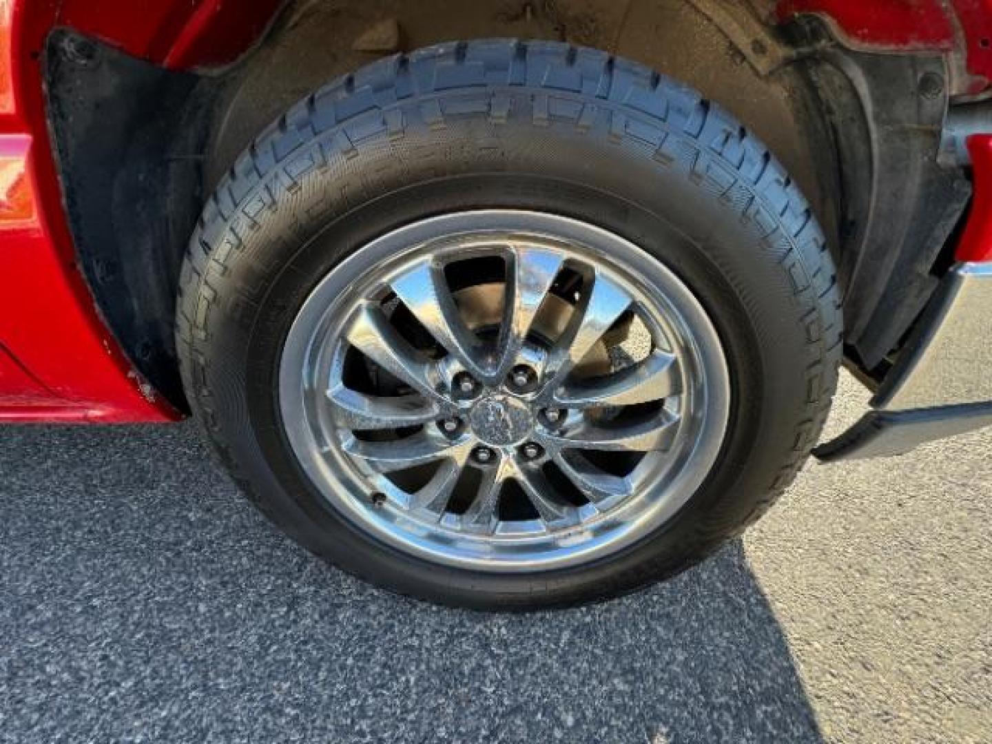 2006 Victory Red /Dark Charcoal Cloth Interior Chevrolet Silverado 1500 LS2 Crew Cab 2WD (2GCEC13V861) with an 4.8L V8 OHV 16V engine, 4-Speed Automatic transmission, located at 1865 East Red Hills Pkwy, St. George, 84770, (435) 628-0023, 37.120850, -113.543640 - We specialize in helping ALL people get the best financing available. No matter your credit score, good, bad or none we can get you an amazing rate. Had a bankruptcy, divorce, or repossessions? We give you the green light to get your credit back on the road. Low down and affordable payments that fit - Photo#11