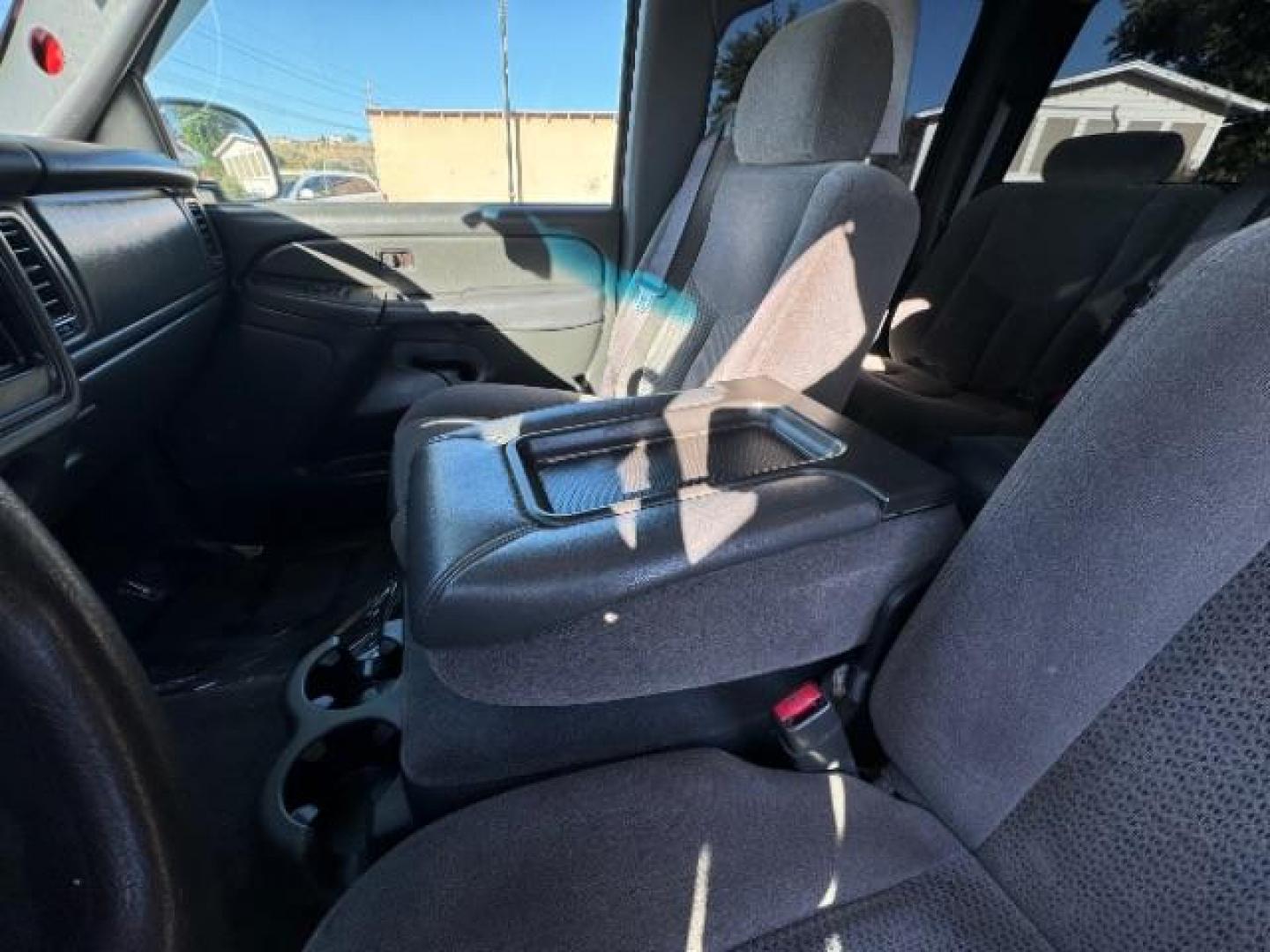 2006 Victory Red /Dark Charcoal Cloth Interior Chevrolet Silverado 1500 LS2 Crew Cab 2WD (2GCEC13V861) with an 4.8L V8 OHV 16V engine, 4-Speed Automatic transmission, located at 1865 East Red Hills Pkwy, St. George, 84770, (435) 628-0023, 37.120850, -113.543640 - We specialize in helping ALL people get the best financing available. No matter your credit score, good, bad or none we can get you an amazing rate. Had a bankruptcy, divorce, or repossessions? We give you the green light to get your credit back on the road. Low down and affordable payments that fit - Photo#18