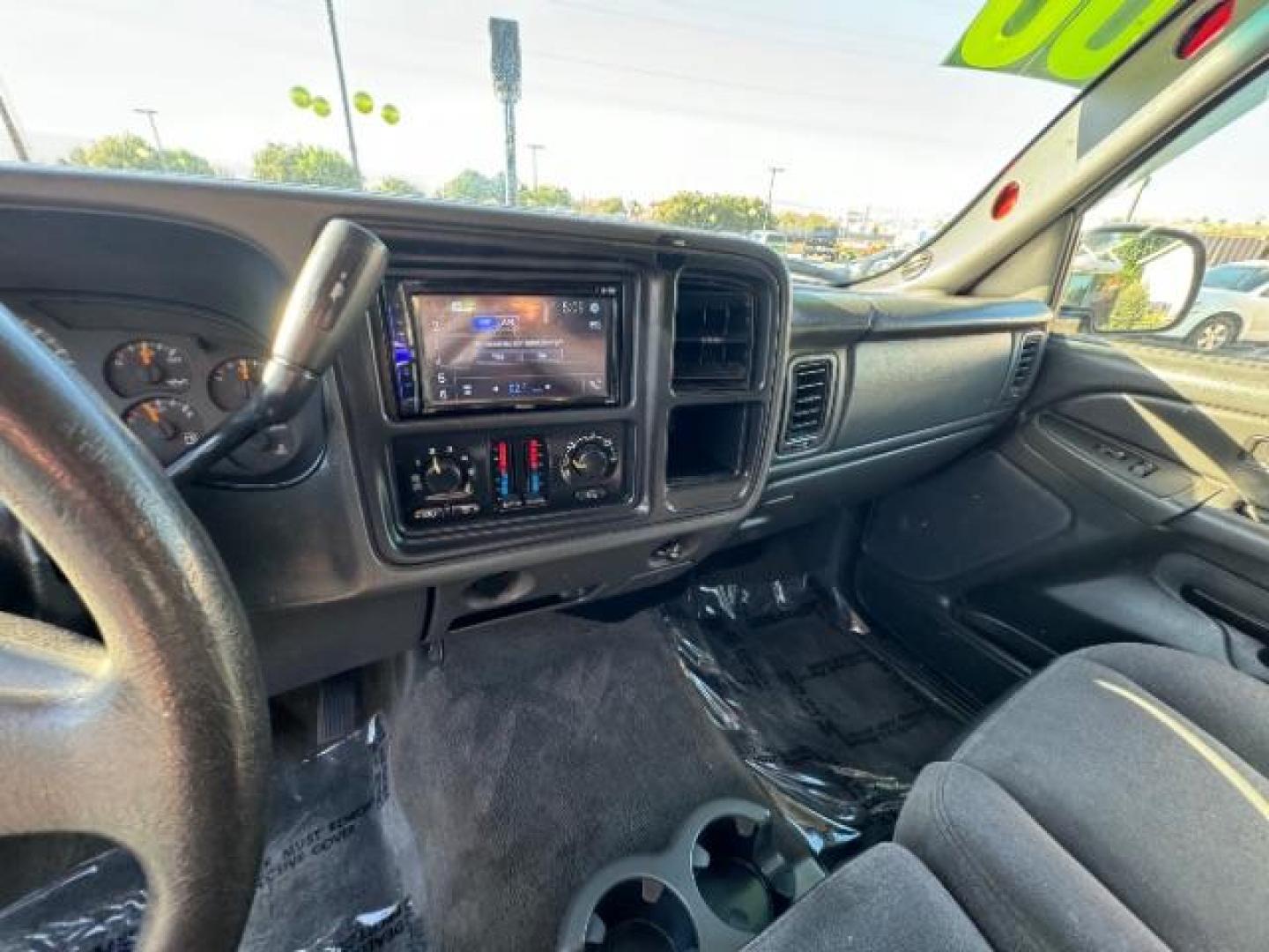 2006 Victory Red /Dark Charcoal Cloth Interior Chevrolet Silverado 1500 LS2 Crew Cab 2WD (2GCEC13V861) with an 4.8L V8 OHV 16V engine, 4-Speed Automatic transmission, located at 1865 East Red Hills Pkwy, St. George, 84770, (435) 628-0023, 37.120850, -113.543640 - We specialize in helping ALL people get the best financing available. No matter your credit score, good, bad or none we can get you an amazing rate. Had a bankruptcy, divorce, or repossessions? We give you the green light to get your credit back on the road. Low down and affordable payments that fit - Photo#20