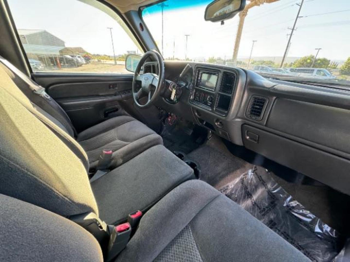 2006 Victory Red /Dark Charcoal Cloth Interior Chevrolet Silverado 1500 LS2 Crew Cab 2WD (2GCEC13V861) with an 4.8L V8 OHV 16V engine, 4-Speed Automatic transmission, located at 1865 East Red Hills Pkwy, St. George, 84770, (435) 628-0023, 37.120850, -113.543640 - We specialize in helping ALL people get the best financing available. No matter your credit score, good, bad or none we can get you an amazing rate. Had a bankruptcy, divorce, or repossessions? We give you the green light to get your credit back on the road. Low down and affordable payments that fit - Photo#31