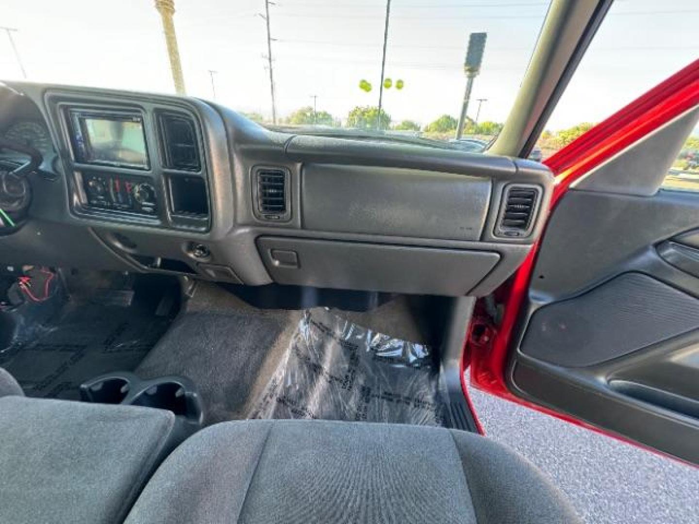 2006 Victory Red /Dark Charcoal Cloth Interior Chevrolet Silverado 1500 LS2 Crew Cab 2WD (2GCEC13V861) with an 4.8L V8 OHV 16V engine, 4-Speed Automatic transmission, located at 1865 East Red Hills Pkwy, St. George, 84770, (435) 628-0023, 37.120850, -113.543640 - We specialize in helping ALL people get the best financing available. No matter your credit score, good, bad or none we can get you an amazing rate. Had a bankruptcy, divorce, or repossessions? We give you the green light to get your credit back on the road. Low down and affordable payments that fit - Photo#32