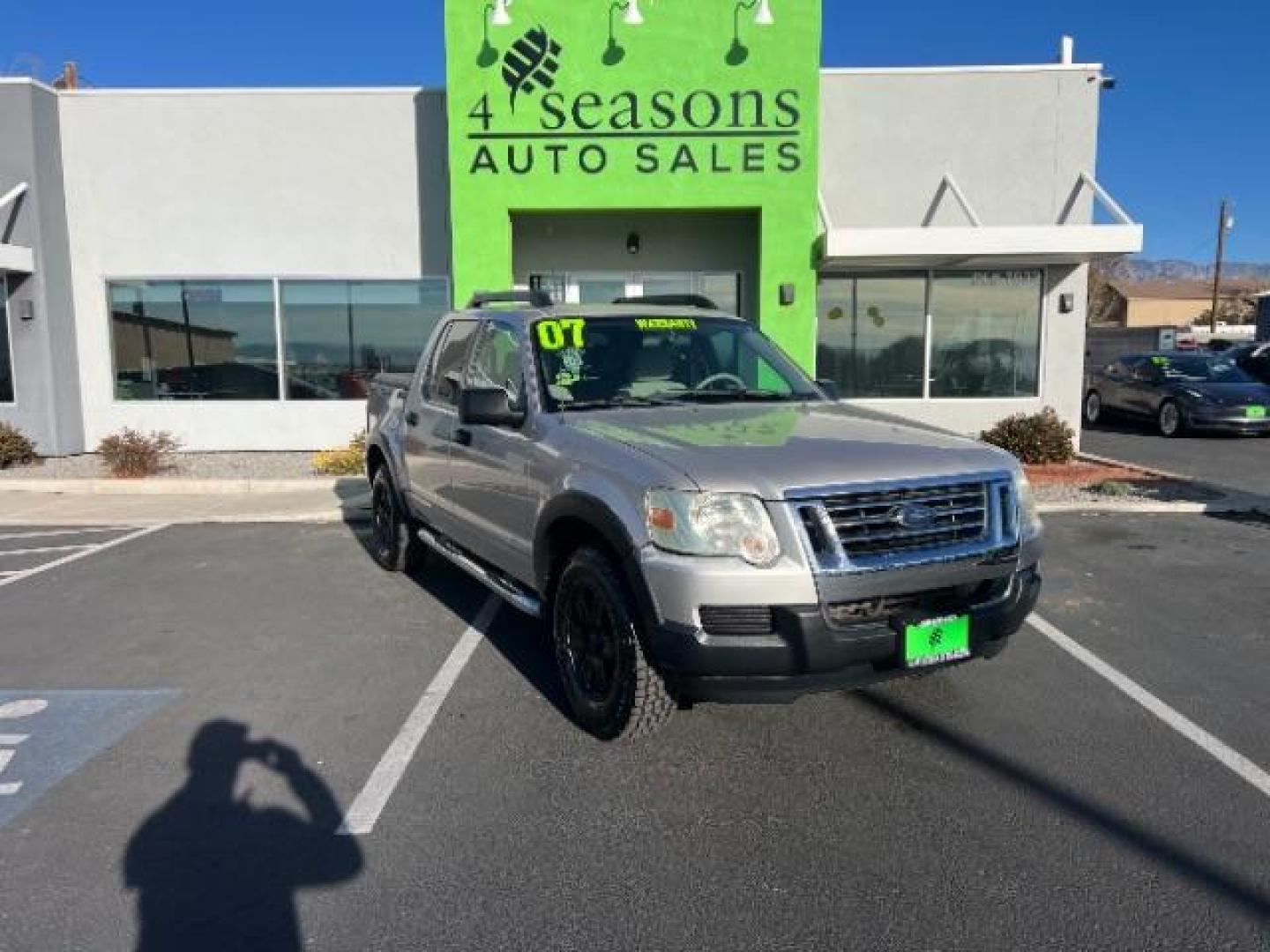 2007 Silver Birch Metalli /Camel Cloth Interior Ford Explorer Sport Trac XLT 4.0L 2WD (1FMEU31KX7U) with an 4.0L V6 SOHC 12V FFV engine, 5-Speed Automatic transmission, located at 1865 East Red Hills Pkwy, St. George, 84770, (435) 628-0023, 37.120850, -113.543640 - We specialize in helping ALL people get the best financing available. No matter your credit score, good, bad or none we can get you an amazing rate. Had a bankruptcy, divorce, or repossessions? We give you the green light to get your credit back on the road. Low down and affordable payments that fit - Photo#0