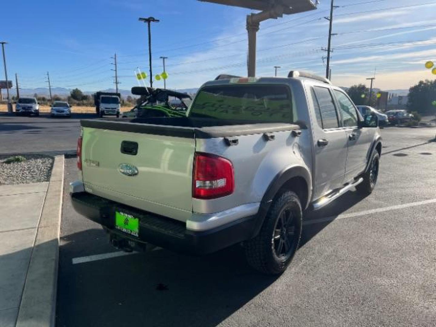 2007 Silver Birch Metalli /Camel Cloth Interior Ford Explorer Sport Trac XLT 4.0L 2WD (1FMEU31KX7U) with an 4.0L V6 SOHC 12V FFV engine, 5-Speed Automatic transmission, located at 1865 East Red Hills Pkwy, St. George, 84770, (435) 628-0023, 37.120850, -113.543640 - We specialize in helping ALL people get the best financing available. No matter your credit score, good, bad or none we can get you an amazing rate. Had a bankruptcy, divorce, or repossessions? We give you the green light to get your credit back on the road. Low down and affordable payments that fit - Photo#6