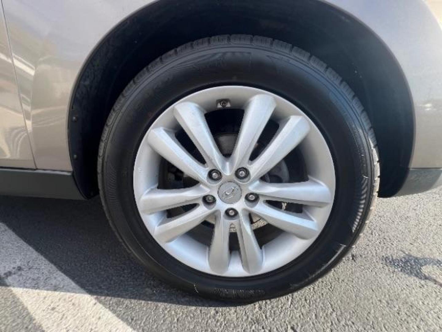 2010 Chai Bronze Metallic /Taupe Leather Interior Hyundai Tucson Limited 2WD (KM8JU3AC8AU) with an 2.4L L4 DOHC 16V engine, 6-Speed Automatic transmission, located at 940 North Main Street, Cedar City, UT, 84720, (435) 628-0023, 37.692936, -113.061897 - We specialize in helping ALL people get the best financing available. No matter your credit score, good, bad or none we can get you an amazing rate. Had a bankruptcy, divorce, or repossessions? We give you the green light to get your credit back on the road. Low down and affordable payments that fit - Photo#8