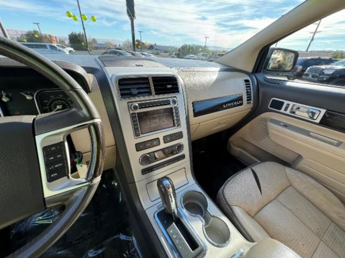 2008 Light Ice Blue /Light Camel Leather Lincoln MKX AWD (2LMDU88CX8B) with an 3.5L V6 DOHC 24V engine, 6-Speed Automatic transmission, located at 940 North Main Street, Cedar City, UT, 84720, (435) 628-0023, 37.692936, -113.061897 - Photo#18