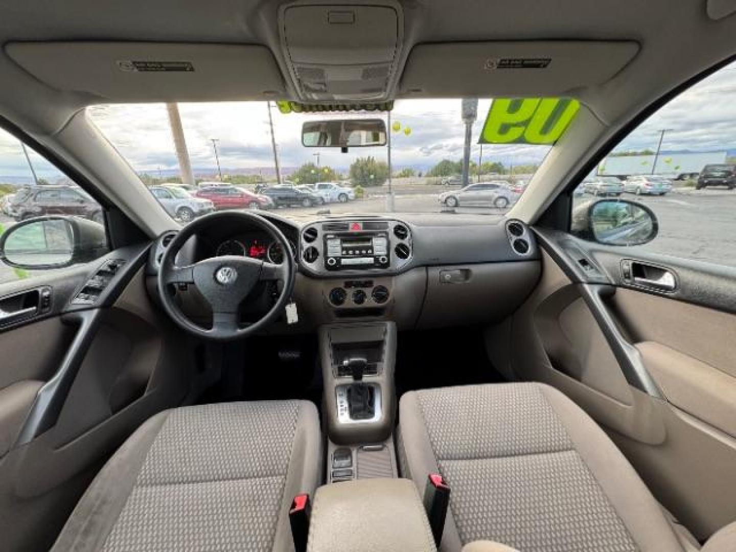 2009 Reflex Silver Metallic /Charcoal Cloth Inter Volkswagen Tiguan SE (WVGAV75N39W) with an 2.0L L4 DOHC 16V TUR engine, 6-Speed Automatic transmission, located at 1865 East Red Hills Pkwy, St. George, 84770, (435) 628-0023, 37.120850, -113.543640 - Photo#27