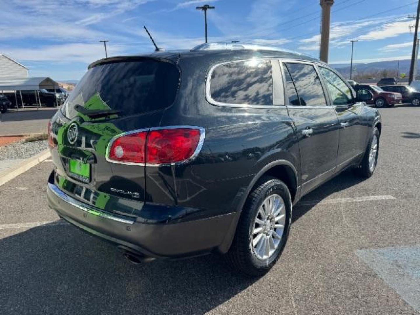 2012 Carbon Black Metallic /Ebony Cloth Interior Buick Enclave Convenience AWD (5GAKVBEDXCJ) with an 3.6L V6 DOHC 24V engine, 6-Speed Automatic Overdrive transmission, located at 940 North Main Street, Cedar City, UT, 84720, (435) 628-0023, 37.692936, -113.061897 - Photo#9