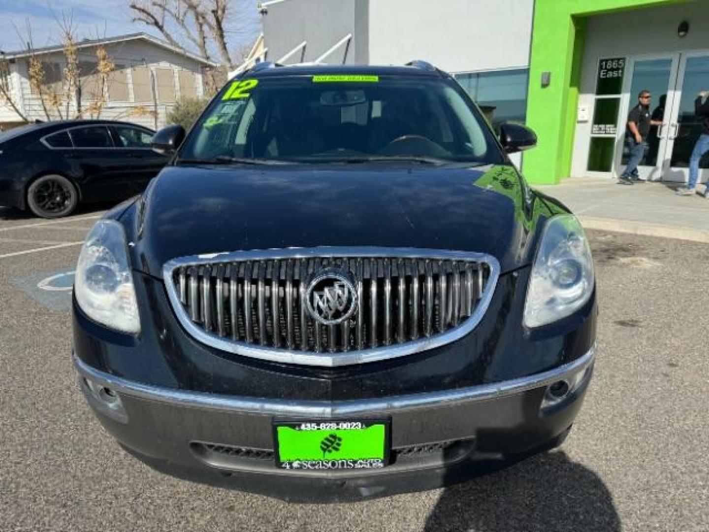 2012 Carbon Black Metallic /Ebony Cloth Interior Buick Enclave Convenience AWD (5GAKVBEDXCJ) with an 3.6L V6 DOHC 24V engine, 6-Speed Automatic Overdrive transmission, located at 940 North Main Street, Cedar City, UT, 84720, (435) 628-0023, 37.692936, -113.061897 - Photo#2