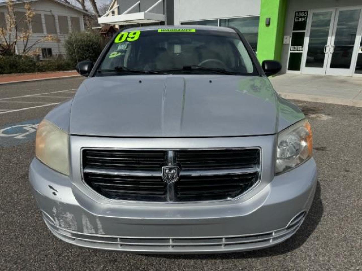 2009 Bright Silver Metallic /Dark Slate Gray Cloth Interior Dodge Caliber SXT (1B3HB48A99D) with an 2.0L L4 DOHC 16V engine, Continuously Variable Transmission transmission, located at 1865 East Red Hills Pkwy, St. George, 84770, (435) 628-0023, 37.120850, -113.543640 - Photo#2