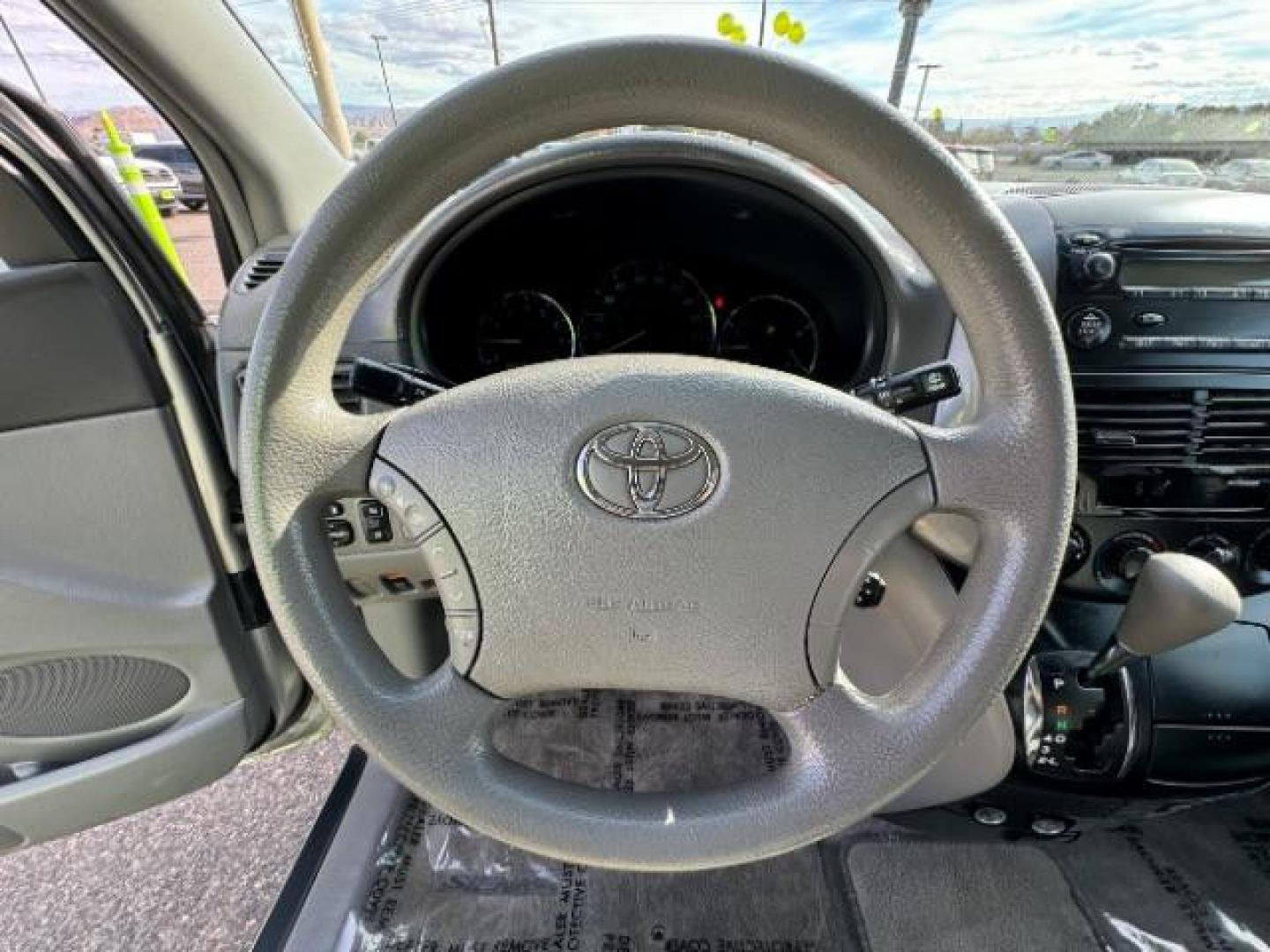 2007 Slate Metallic /Gray Leather Interior Toyota Sienna CE FWD 7-Passenger (5TDZK23C87S) with an 3.5L V6 EFI DOHC 24V engine, 5-Speed Automatic transmission, located at 1865 East Red Hills Pkwy, St. George, 84770, (435) 628-0023, 37.120850, -113.543640 - We specialize in helping ALL people get the best financing available. No matter your credit score, good, bad or none we can get you an amazing rate. Had a bankruptcy, divorce, or repossessions? We give you the green light to get your credit back on the road. Low down and affordable payments that fit - Photo#19