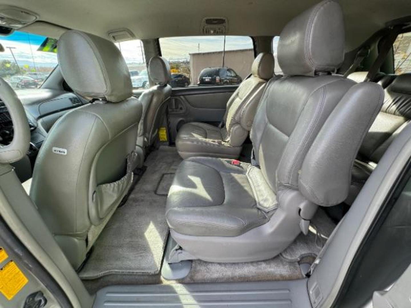 2007 Slate Metallic /Gray Leather Interior Toyota Sienna CE FWD 7-Passenger (5TDZK23C87S) with an 3.5L V6 EFI DOHC 24V engine, 5-Speed Automatic transmission, located at 1865 East Red Hills Pkwy, St. George, 84770, (435) 628-0023, 37.120850, -113.543640 - We specialize in helping ALL people get the best financing available. No matter your credit score, good, bad or none we can get you an amazing rate. Had a bankruptcy, divorce, or repossessions? We give you the green light to get your credit back on the road. Low down and affordable payments that fit - Photo#26