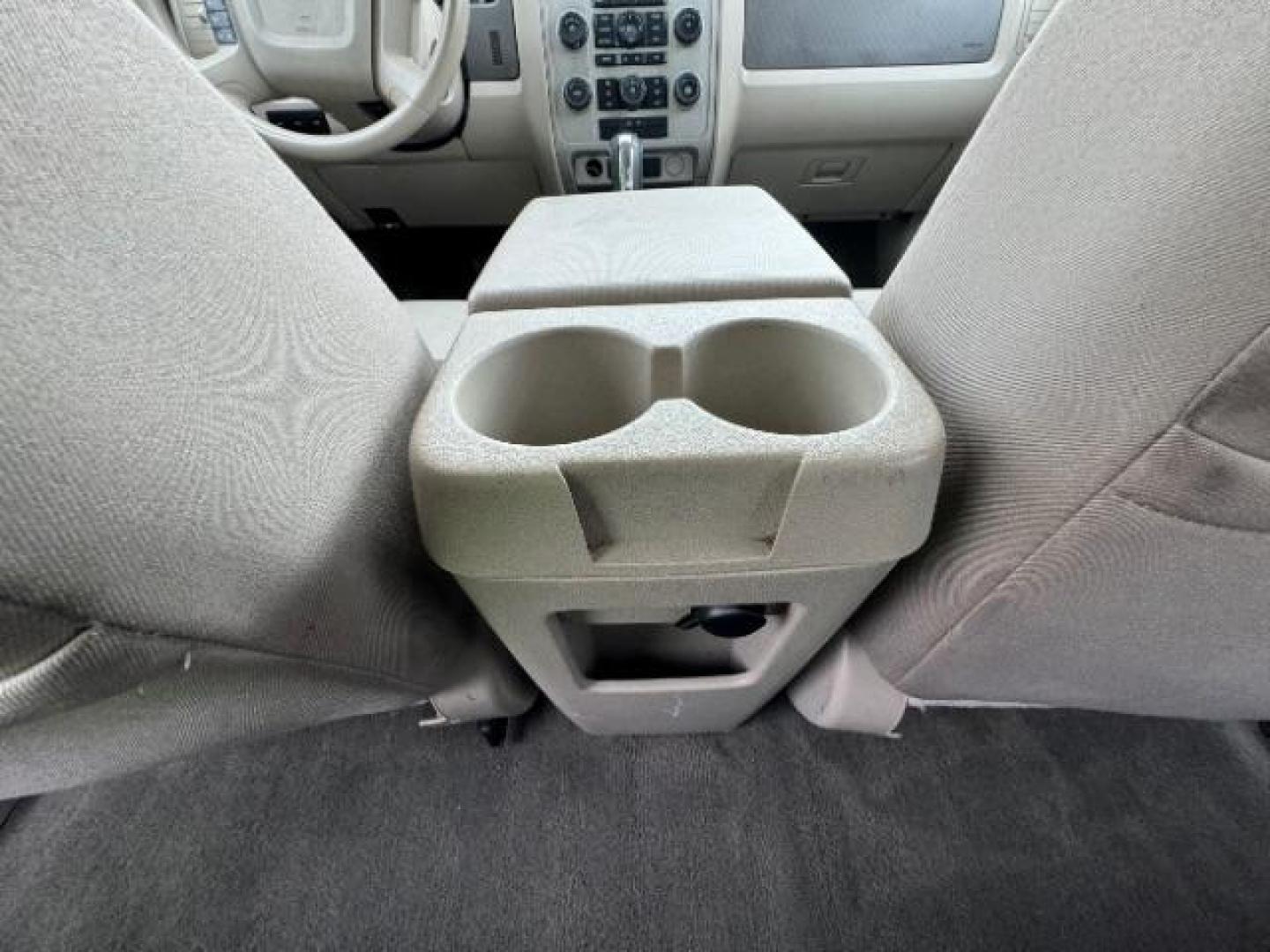 2008 Oxford White /Stone Cloth Interior Ford Escape Hybrid FWD (1FMCU49H98K) with an 2.3L L4 DOHC 16V HYBRID engine, Continuously Variable Transmission transmission, located at 1865 East Red Hills Pkwy, St. George, 84770, (435) 628-0023, 37.120850, -113.543640 - We specialize in helping ALL people get the best financing available. No matter your credit score, good, bad or none we can get you an amazing rate. Had a bankruptcy, divorce, or repossessions? We give you the green light to get your credit back on the road. Low down and affordable payments that fit - Photo#23