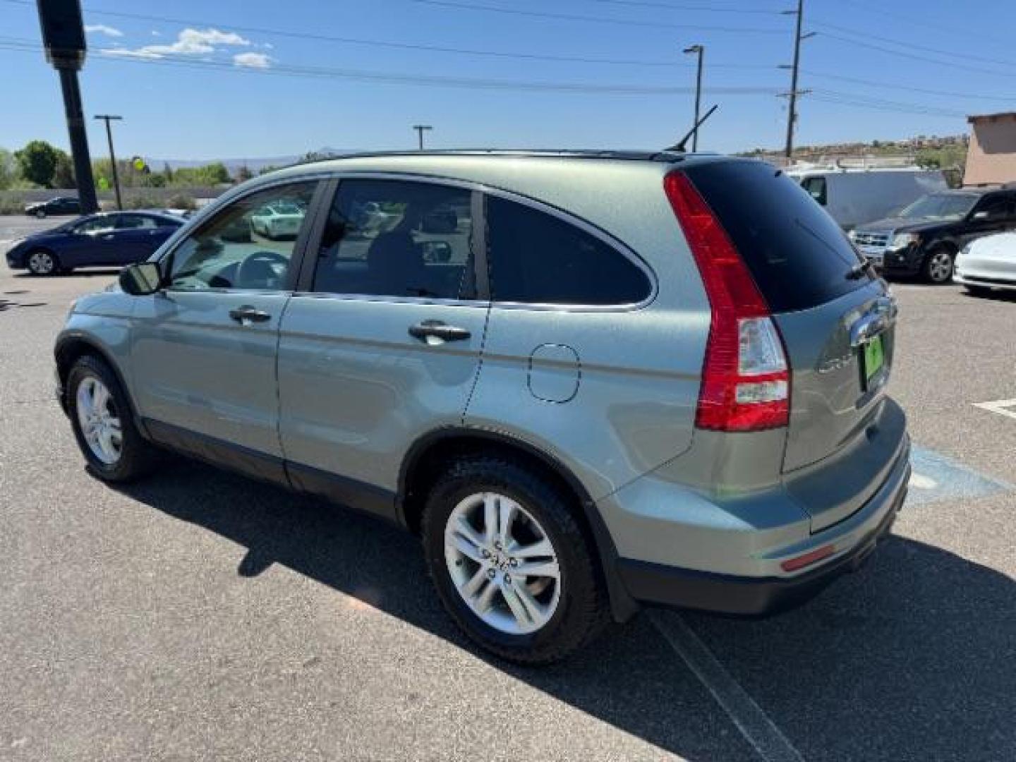 2010 Opal Sage Metallic /Ivory Cloth Interior Honda CR-V EX 4WD 5-Speed AT (5J6RE4H53AL) with an 2.4L L4 DOHC 16V engine, 5-Speed Automatic transmission, located at 940 North Main Street, Cedar City, UT, 84720, (435) 628-0023, 37.692936, -113.061897 - We specialize in helping ALL people get the best financing available. No matter your credit score, good, bad or none we can get you an amazing rate. Had a bankruptcy, divorce, or repossessions? We give you the green light to get your credit back on the road. Low down and affordable payments that fit - Photo#6