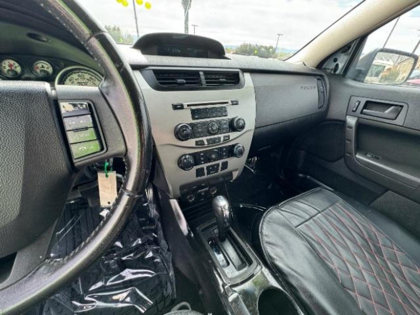 2009 Light Ice Blue Metal /Charcoal Black Cloth Ford Focus SE Sedan (1FAHP35N89W) with an 2.0L L4 DOHC 16V engine, 4-Speed Automatic transmission, located at 1865 East Red Hills Pkwy, St. George, 84770, (435) 628-0023, 37.120850, -113.543640 - We specialize in helping ALL people get the best financing available. No matter your credit score, good, bad or none we can get you an amazing rate. Had a bankruptcy, divorce, or repossessions? We give you the green light to get your credit back on the road. Low down and affordable payments that fit - Photo#19