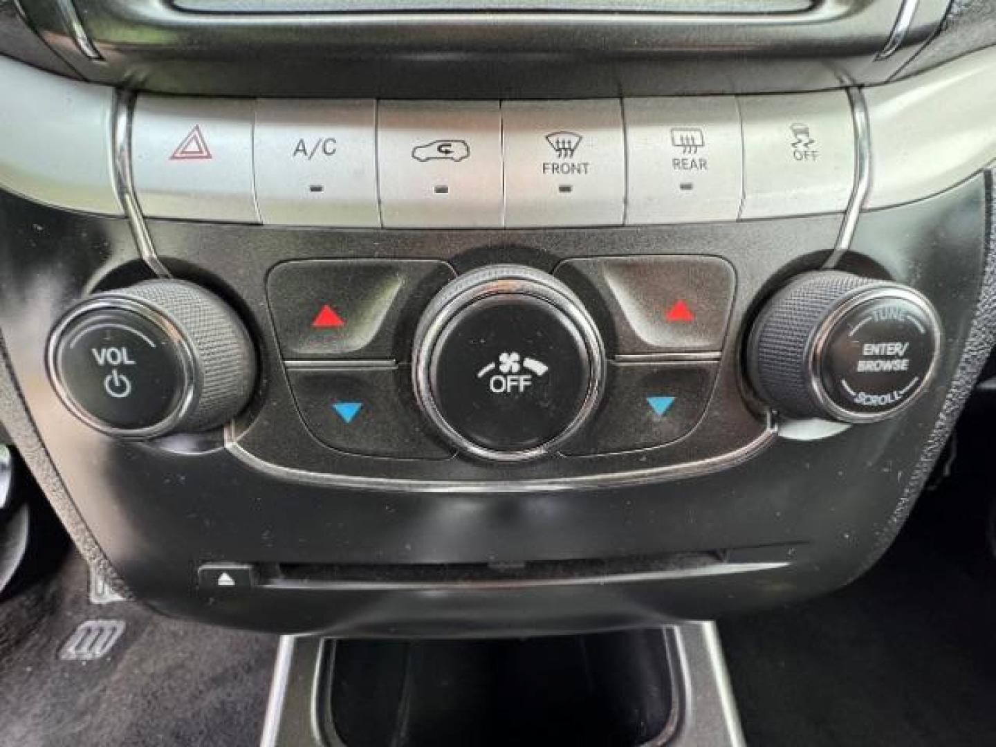 2012 Bright Silver Metall /Black Cloth Interior Dodge Journey SXT (3C4PDCBG8CT) with an 3.6L V6 DOHC 24V engine, 6-Speed Automatic transmission, located at 940 North Main Street, Cedar City, UT, 84720, (435) 628-0023, 37.692936, -113.061897 - Photo#23