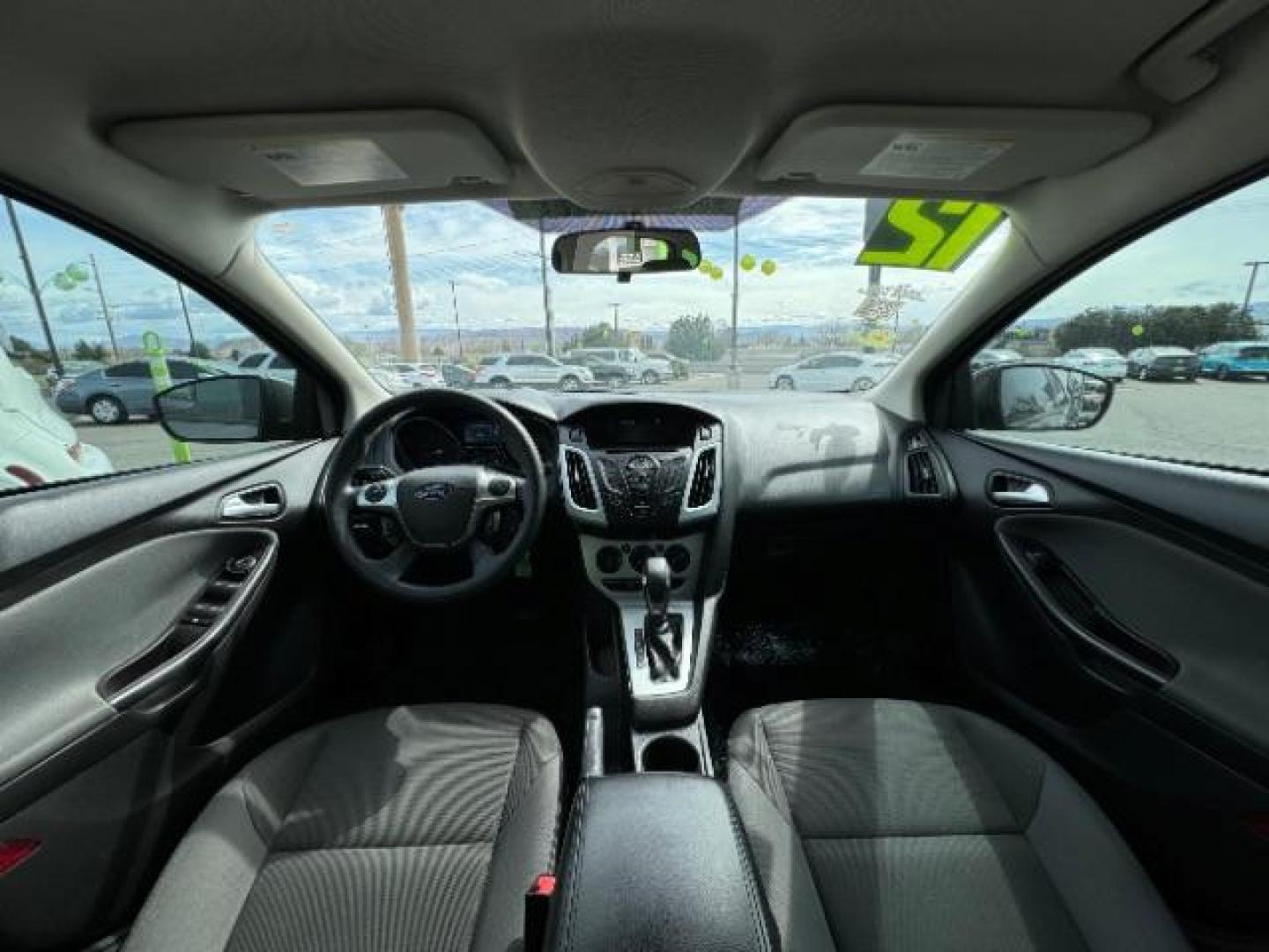 2012 Sterling Grey Metallic /Charcoal Black/Metal Gray Cloth Interior Ford Focus SE (1FAHP3K24CL) with an 2.0L L4 DOHC 16V engine, 6-Speed Automatic transmission, located at 1865 East Red Hills Pkwy, St. George, 84770, (435) 628-0023, 37.120850, -113.543640 - Photo#26