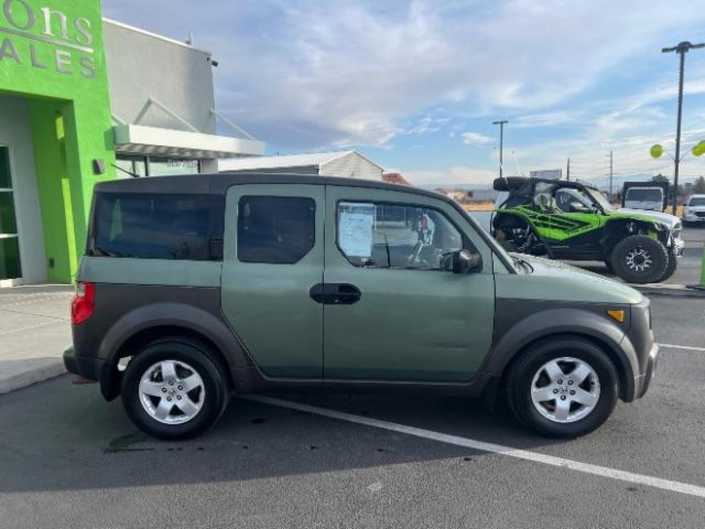 2003 Galapagos Green Meta /Black/Gray Cloth Int Honda Element EX 2WD (5J6YH18533L) with an 2.4L L4 DOHC 16V engine, 5 speed automatic transmission, located at 1865 East Red Hills Pkwy, St. George, 84770, (435) 628-0023, 37.120850, -113.543640 - We specialize in helping ALL people get the best financing available. No matter your credit score, good, bad or none we can get you an amazing rate. Had a bankruptcy, divorce, or repossessions? We give you the green light to get your credit back on the road. Low down and affordable payments that fit - Photo#7