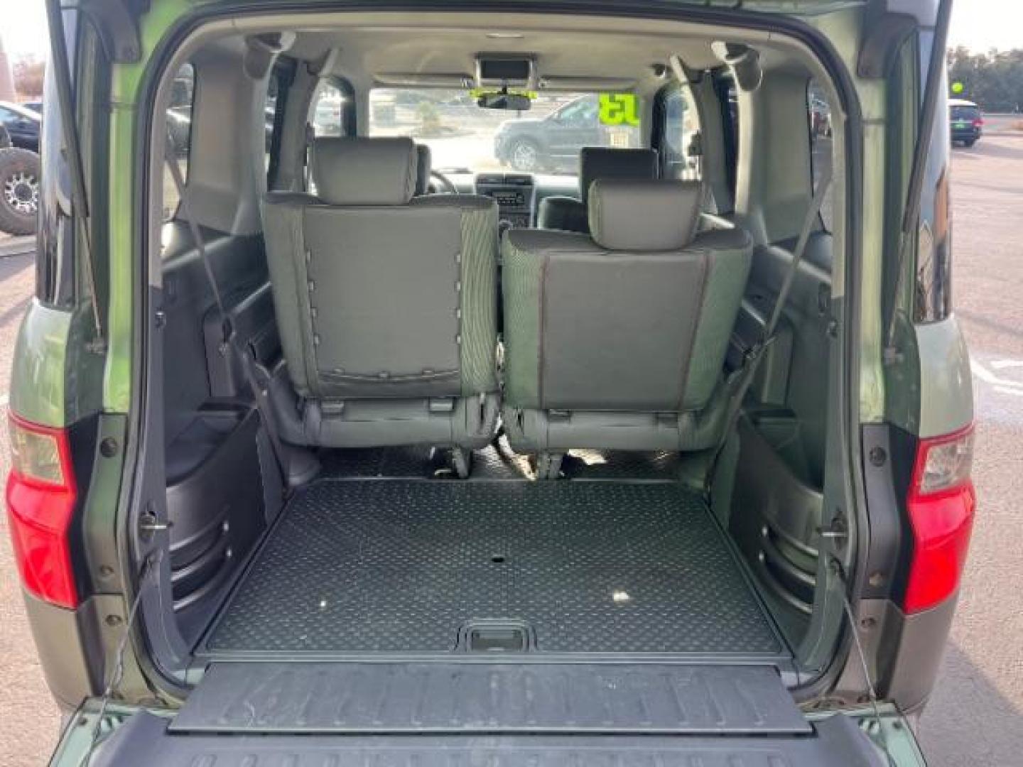 2003 Galapagos Green Meta /Black/Gray Cloth Int Honda Element EX 2WD (5J6YH18533L) with an 2.4L L4 DOHC 16V engine, 5 speed automatic transmission, located at 1865 East Red Hills Pkwy, St. George, 84770, (435) 628-0023, 37.120850, -113.543640 - We specialize in helping ALL people get the best financing available. No matter your credit score, good, bad or none we can get you an amazing rate. Had a bankruptcy, divorce, or repossessions? We give you the green light to get your credit back on the road. Low down and affordable payments that fit - Photo#22