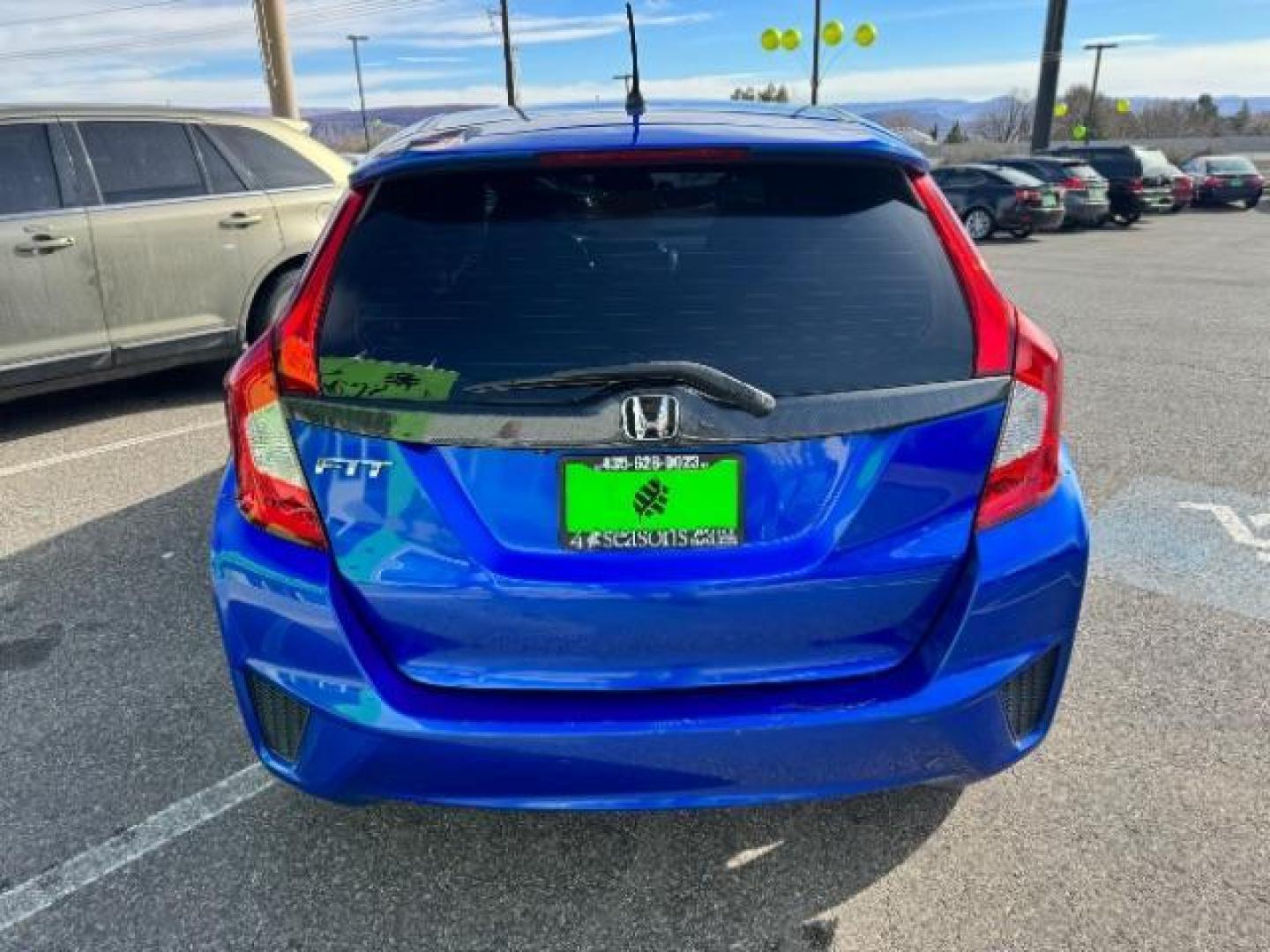 2015 Aegean Blue Metallic Honda Fit HATCHBACK 4-DR (3HGGK5G59FM) with an 1.5L L4 SOHC 16V engine, 6-Speed Manual transmission, located at 1865 East Red Hills Pkwy, St. George, 84770, (435) 628-0023, 37.120850, -113.543640 - Photo#7