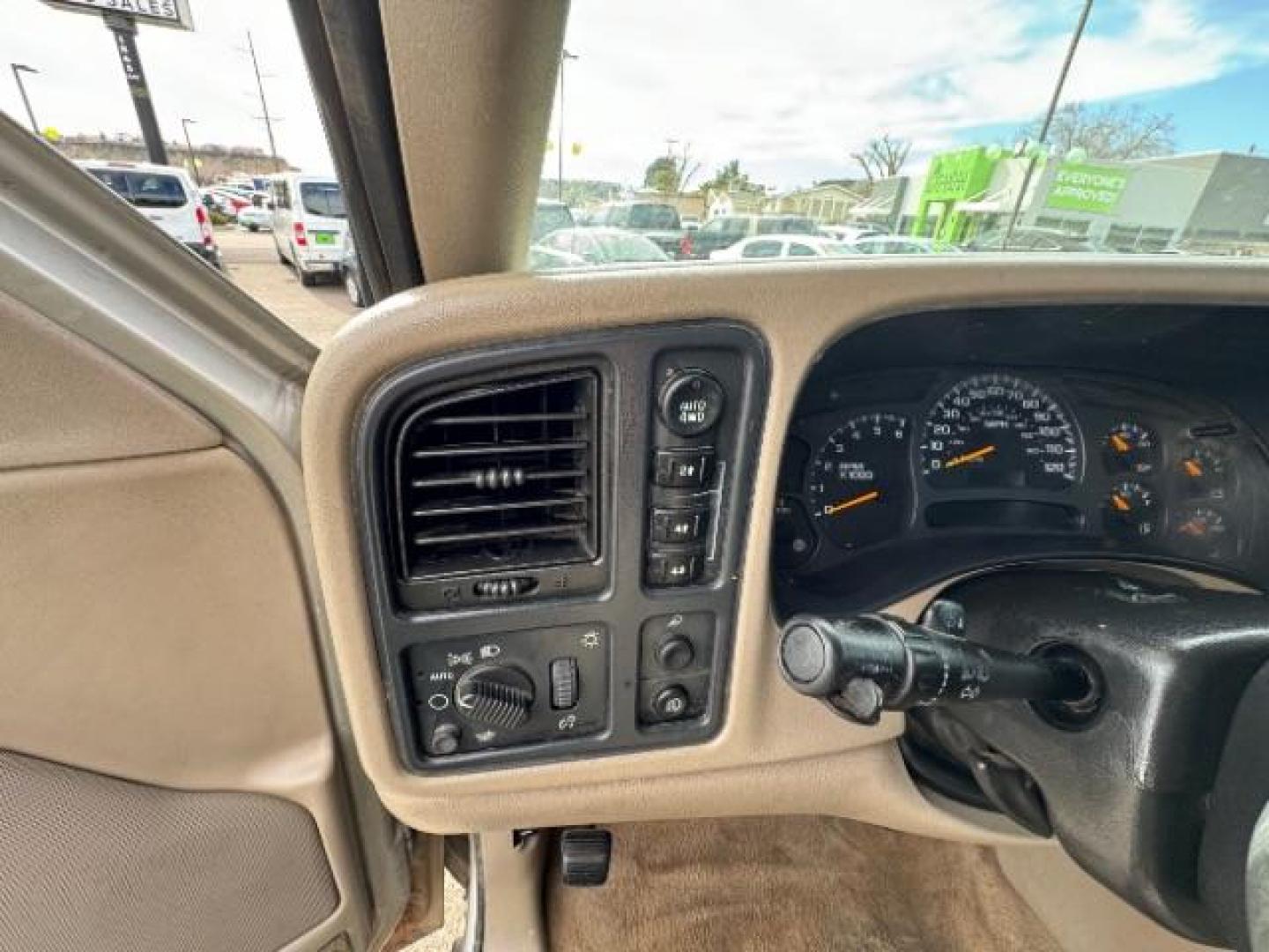 2003 Light Pewter Metalli /Dark Charcoal Cloth Interior Chevrolet Silverado 1500 HD LS Crew Cab 4WD (1GCGK13U03F) with an 6.0L V8 OHV 16V engine, 4-Speed Automatic transmission, located at 1865 East Red Hills Pkwy, St. George, 84770, (435) 628-0023, 37.120850, -113.543640 - Photo#9