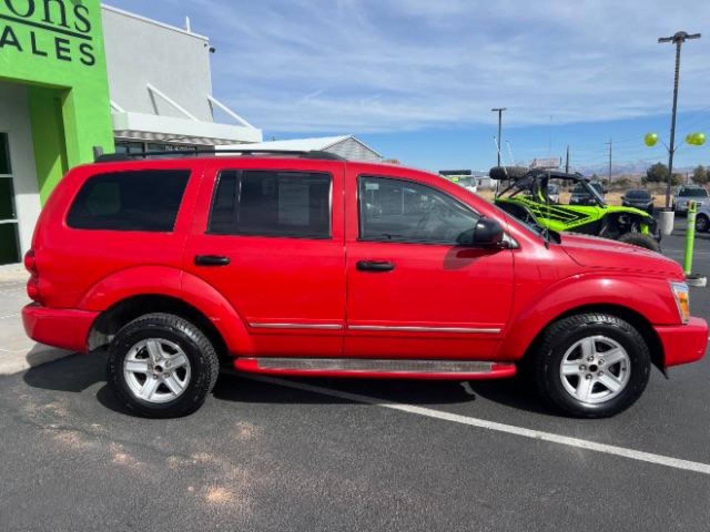 2004 Flame Red /Dark Khaki/Light Graystone Leather Interior Dodge Durango Limited 2WD (1D8HD58D14F) with an 5.7L V8 OHV 16V engine, 5-Speed Automatic transmission, located at 1865 East Red Hills Pkwy, St. George, 84770, (435) 628-0023, 37.120850, -113.543640 - We specialize in helping ALL people get the best financing available. No matter your credit score, good, bad or none we can get you an amazing rate. Had a bankruptcy, divorce, or repossessions? We give you the green light to get your credit back on the road. Low down and affordable payments that fit - Photo#7