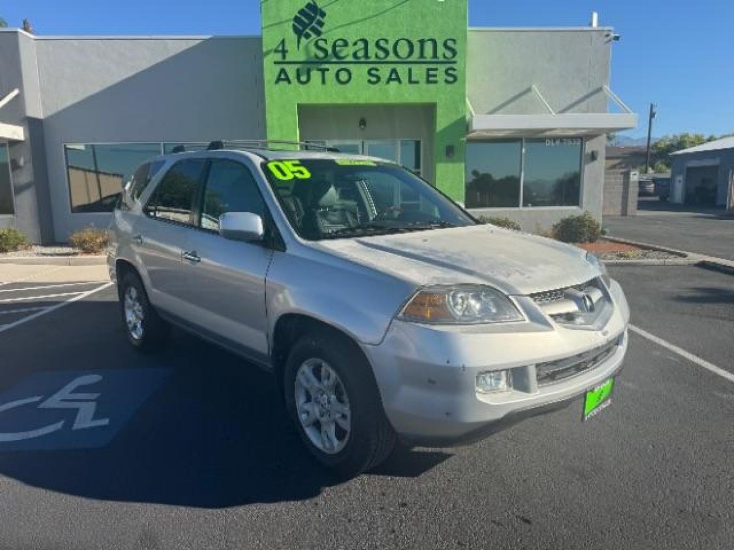 2005 Billet Silver Metall /Quartz Leather Inter Acura MDX Touring with Navigat (2HNYD18925H) with an 3.5L V6 SOHC 24V engine, 5-Speed Automatic transmission, located at 1865 East Red Hills Pkwy, St. George, 84770, (435) 628-0023, 37.120850, -113.543640 - We specialize in helping ALL people get the best financing available. No matter your credit score, good, bad or none we can get you an amazing rate. Had a bankruptcy, divorce, or repossessions? We give you the green light to get your credit back on the road. Low down and affordable payments that fit - Photo#0