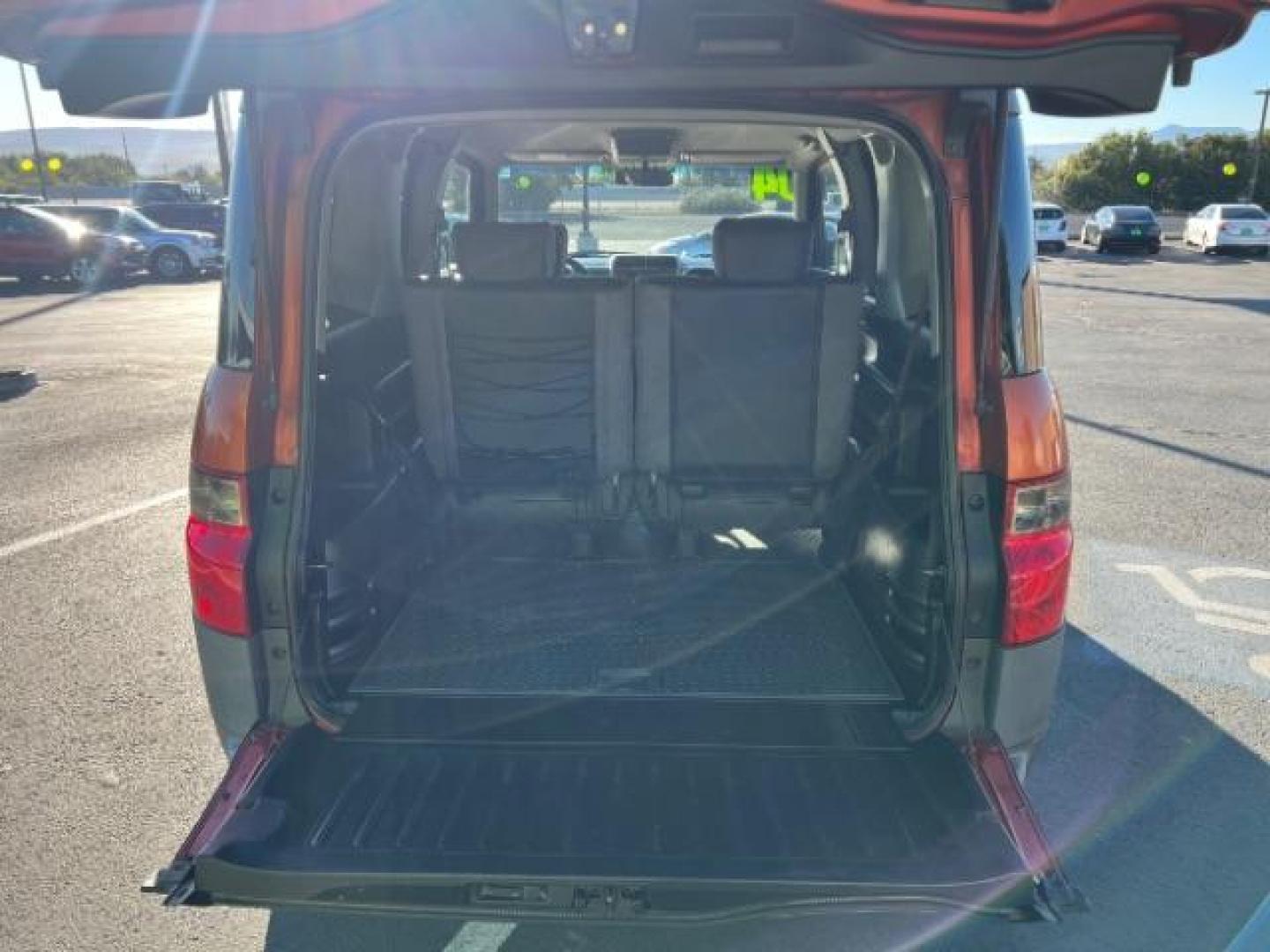 2004 Sunset Orange Pearl /Black/Gray Cloth Int Honda Element EX 2WD AT (5J6YH185X4L) with an 2.4L L4 DOHC 16V engine, 4-Speed Automatic transmission, located at 1865 East Red Hills Pkwy, St. George, 84770, (435) 628-0023, 37.120850, -113.543640 - We specialize in helping ALL people get the best financing available. No matter your credit score, good, bad or none we can get you an amazing rate. Had a bankruptcy, divorce, or repossessions? We give you the green light to get your credit back on the road. Low down and affordable payments that fit - Photo#24