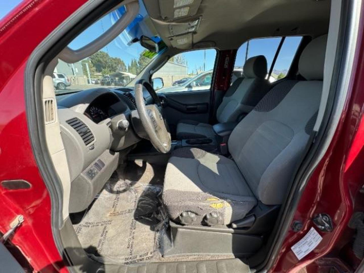 2005 Red Brawn /Desert Cloth Interior Nissan Xterra S 4WD (5N1AN08W55C) with an 4.0L V6 DOHC 24V engine, 5-Speed Automatic transmission, located at 1865 East Red Hills Pkwy, St. George, 84770, (435) 628-0023, 37.120850, -113.543640 - Photo#8