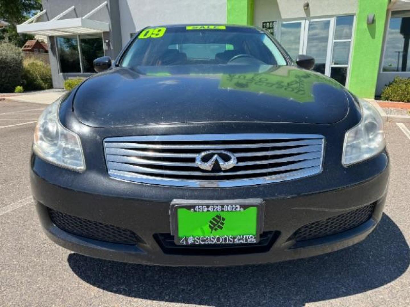 2009 Black Obsidian /Graphite Leather Int Infiniti G Sedan G37 (JNKCV61E39M) with an 3.7L V6 DOHC 24V engine, 5-Speed Automatic transmission, located at 1865 East Red Hills Pkwy, St. George, 84770, (435) 628-0023, 37.120850, -113.543640 - We specialize in helping ALL people get the best financing available. No matter your credit score, good, bad or none we can get you an amazing rate. Had a bankruptcy, divorce, or repossessions? We give you the green light to get your credit back on the road. Low down and affordable payments that fit - Photo#1