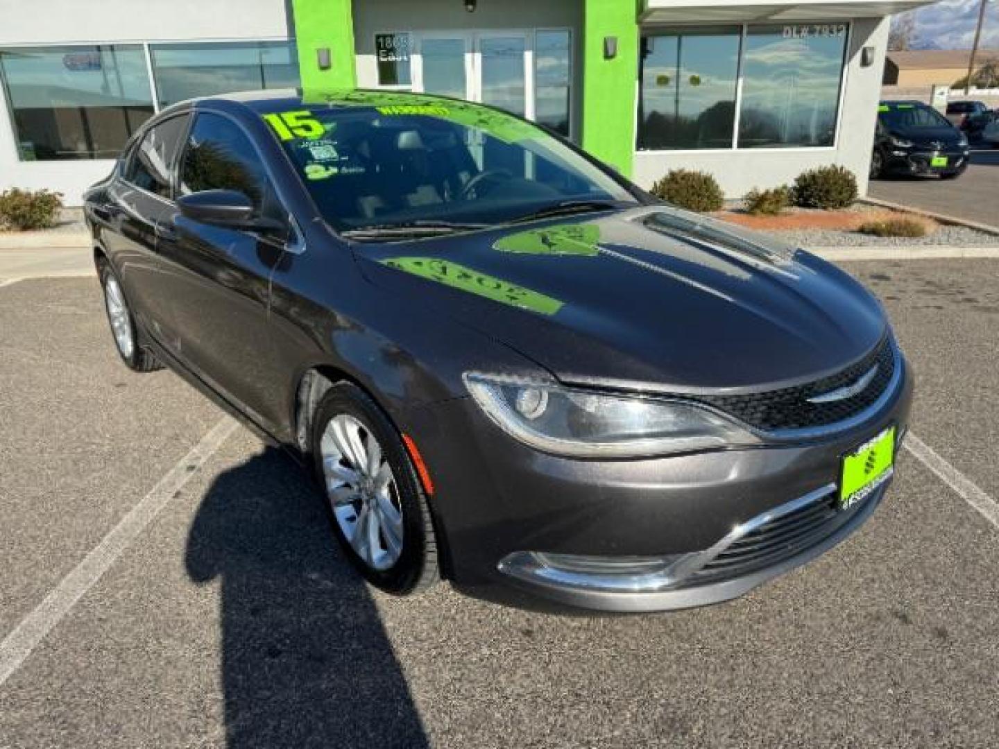 2015 Granite Crystal Met CC /Black Chrysler 200 Limited (1C3CCCAB5FN) with an 2.4L L4 DOHC 16V engine, 9-Speed Automatic transmission, located at 940 North Main Street, Cedar City, UT, 84720, (435) 628-0023, 37.692936, -113.061897 - We specialize in helping ALL people get the best financing available. No matter your credit score, good, bad or none we can get you an amazing rate. Had a bankruptcy, divorce, or repossessions? We give you the green light to get your credit back on the road. Low down and affordable payments that fit - Photo#1