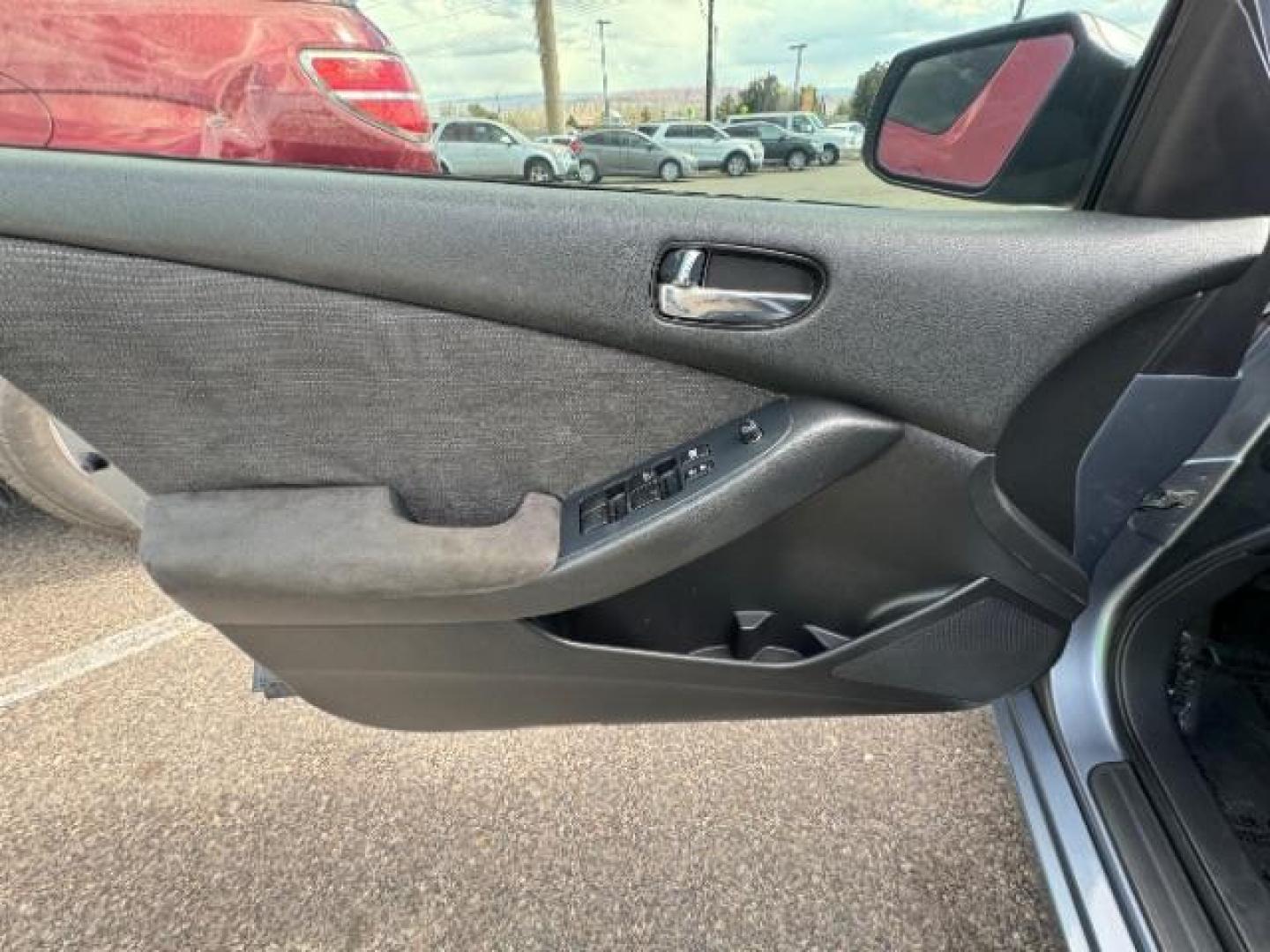 2010 Ocean Gray Metallic /Charcoal Cloth Interior Nissan Altima 2.5 S (1N4AL2AP2AN) with an 2.5L L4 DOHC 16V engine, Continuously Variable Transmission transmission, located at 940 North Main Street, Cedar City, UT, 84720, (435) 628-0023, 37.692936, -113.061897 - Photo#17