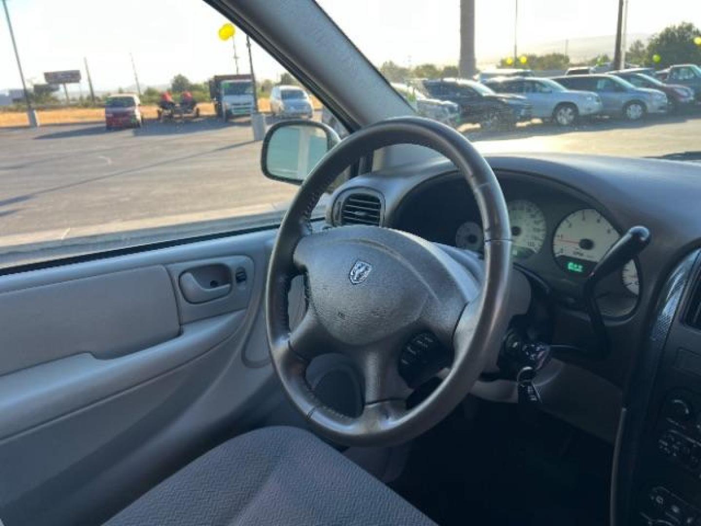 2007 Linen Gold Metallic /Dark Khaki / Light Graystone Leather Interior Dodge Grand Caravan SXT (2D4GP44L07R) with an 3.8L V6 OHV 12V engine, 4-Speed Automatic transmission, located at 1865 East Red Hills Pkwy, St. George, 84770, (435) 628-0023, 37.120850, -113.543640 - We specialize in helping ALL people get the best financing available. No matter your credit score, good, bad or none we can get you an amazing rate. Had a bankruptcy, divorce, or repossessions? We give you the green light to get your credit back on the road. Low down and affordable payments that fit - Photo#31