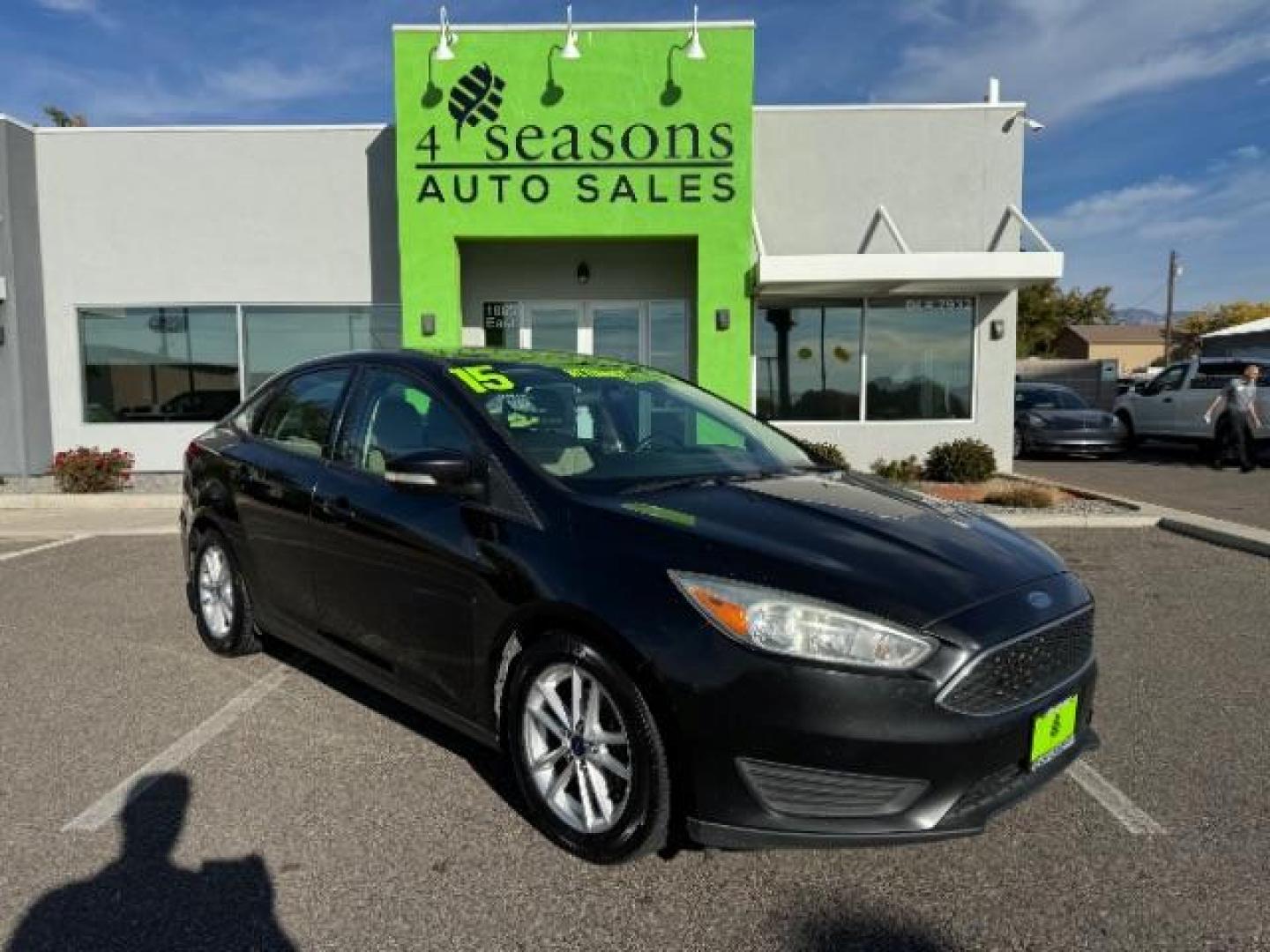 2015 Tuxedo Black Metalli /Charcoal Black Inser Ford Focus SE Sedan (1FADP3F21FL) with an 2.0L L4 DOHC 16V engine, 6-Speed Automatic transmission, located at 940 North Main Street, Cedar City, UT, 84720, (435) 628-0023, 37.692936, -113.061897 - Photo#0