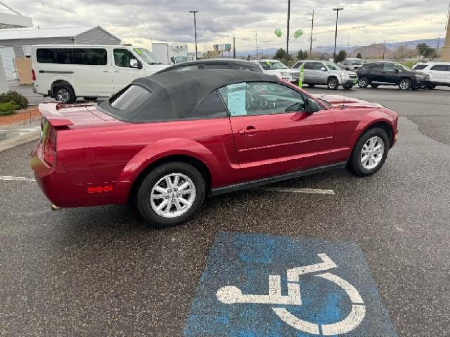 2006 Red Fire Metallic wi /Dark Charcoal/Red Le Ford Mustang V6 Deluxe Convertibl (1ZVFT84N065) with an 4.0L V6 SOHC 12V engine, 5-Speed Automatic transmission, located at 1865 East Red Hills Pkwy, St. George, 84770, (435) 628-0023, 37.120850, -113.543640 - We specialize in helping ALL people get the best financing available. No matter your credit score, good, bad or none we can get you an amazing rate. Had a bankruptcy, divorce, or repossessions? We give you the green light to get your credit back on the road. Low down and affordable payments that fit - Photo#7