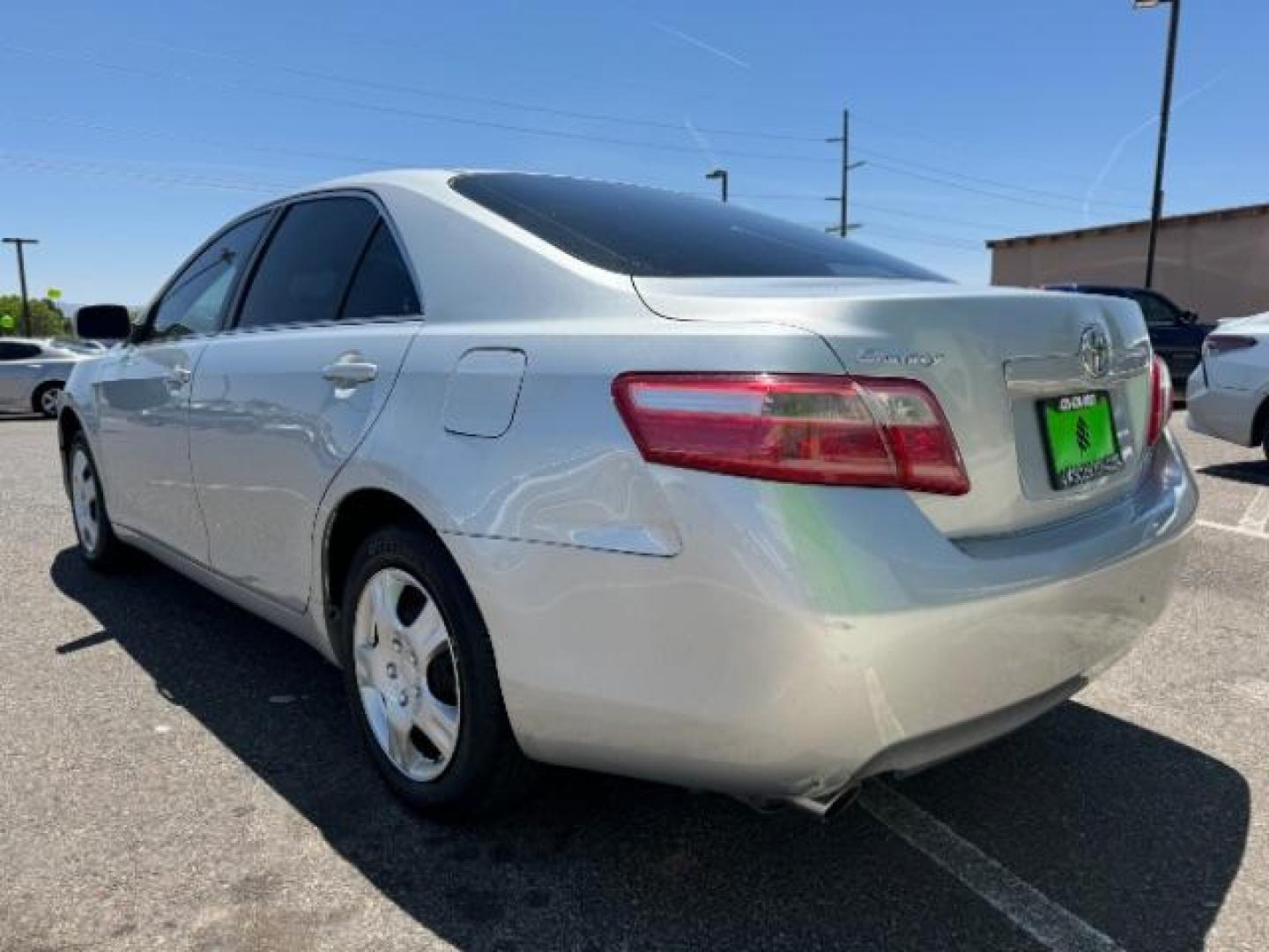 2007 Titanium Metallic /Bisque Cloth Interio Toyota Camry LE V6 (4T1BK46KX7U) with an 3.5L V6 DOHC 24V engine, 6-Speed Automatic transmission, located at 940 North Main Street, Cedar City, UT, 84720, (435) 628-0023, 37.692936, -113.061897 - We specialize in helping ALL people get the best financing available. No matter your credit score, good, bad or none we can get you an amazing rate. Had a bankruptcy, divorce, or repossessions? We give you the green light to get your credit back on the road. Low down and affordable payments that fit - Photo#4