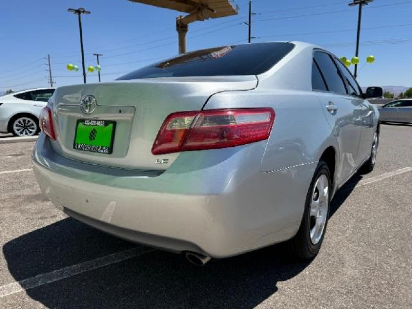 2007 Titanium Metallic /Bisque Cloth Interio Toyota Camry LE V6 (4T1BK46KX7U) with an 3.5L V6 DOHC 24V engine, 6-Speed Automatic transmission, located at 940 North Main Street, Cedar City, UT, 84720, (435) 628-0023, 37.692936, -113.061897 - We specialize in helping ALL people get the best financing available. No matter your credit score, good, bad or none we can get you an amazing rate. Had a bankruptcy, divorce, or repossessions? We give you the green light to get your credit back on the road. Low down and affordable payments that fit - Photo#6