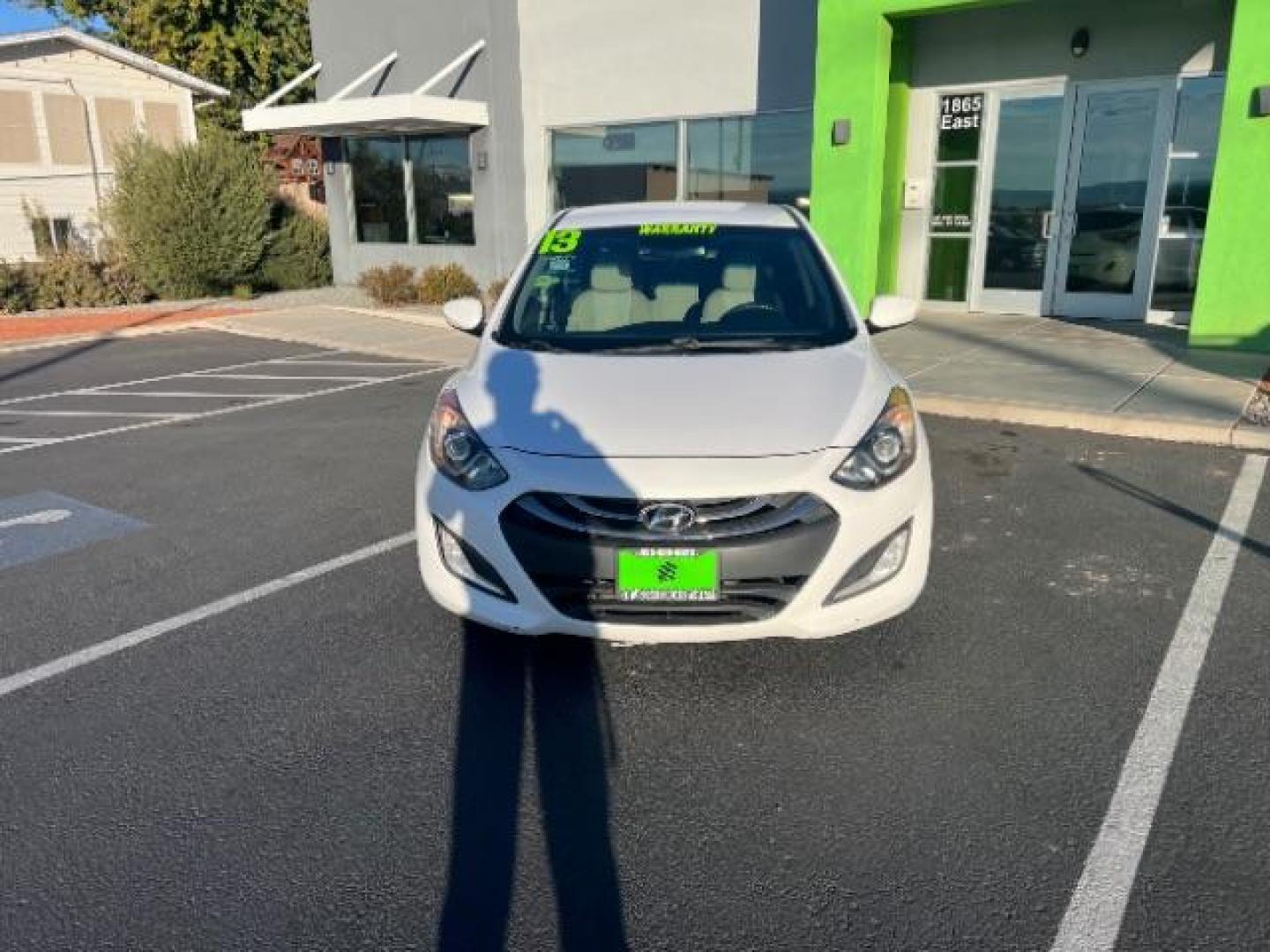 2013 Monaco White /Beige Cloth Interior Hyundai Elantra GT A/T (KMHD35LE6DU) with an 1.8L L4 16V DOHC engine, 6-Speed Automatic transmission, located at 1865 East Red Hills Pkwy, St. George, 84770, (435) 628-0023, 37.120850, -113.543640 - We specialize in helping ALL people get the best financing available. No matter your credit score, good, bad or none we can get you an amazing rate. Had a bankruptcy, divorce, or repossessions? We give you the green light to get your credit back on the road. Low down and affordable payments that fit - Photo#1