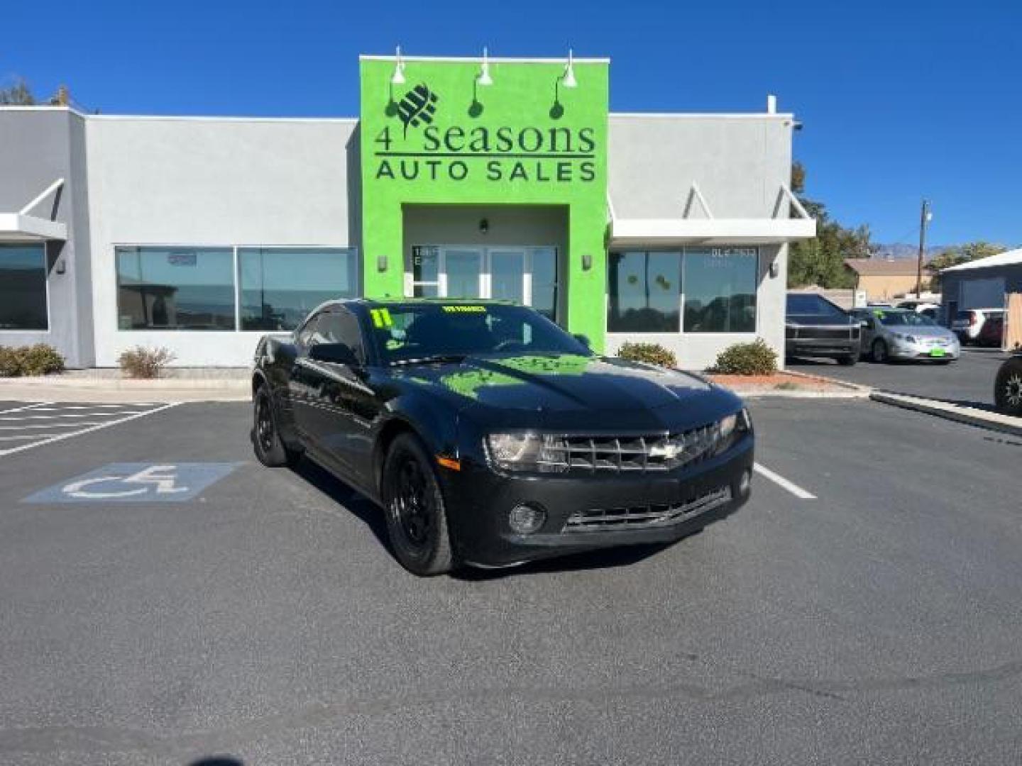 2011 Black /Black Cloth Interior Chevrolet Camaro LS Coupe (2G1FA1ED9B9) with an 3.6L V6 DOHC 24V engine, 6-Speed Automatic transmission, located at 1865 East Red Hills Pkwy, St. George, 84770, (435) 628-0023, 37.120850, -113.543640 - We specialize in helping ALL people get the best financing available. No matter your credit score, good, bad or none we can get you an amazing rate. Had a bankruptcy, divorce, or repossessions? We give you the green light to get your credit back on the road. Low down and affordable payments that fit - Photo#0