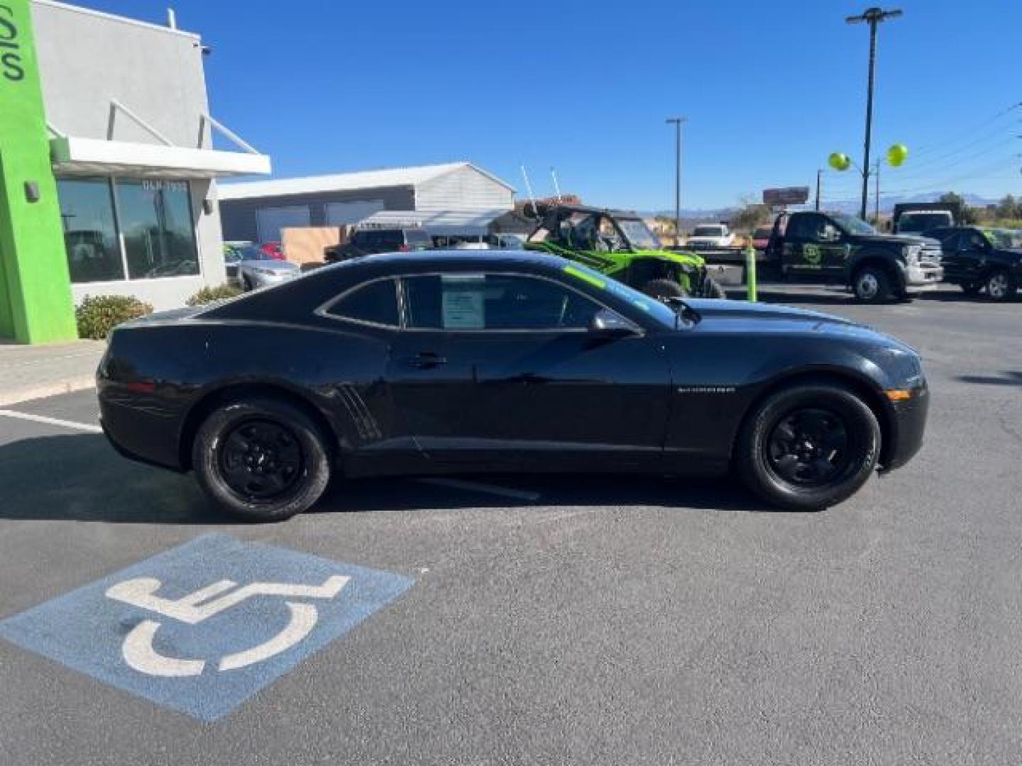 2011 Black /Black Cloth Interior Chevrolet Camaro LS Coupe (2G1FA1ED9B9) with an 3.6L V6 DOHC 24V engine, 6-Speed Automatic transmission, located at 1865 East Red Hills Pkwy, St. George, 84770, (435) 628-0023, 37.120850, -113.543640 - We specialize in helping ALL people get the best financing available. No matter your credit score, good, bad or none we can get you an amazing rate. Had a bankruptcy, divorce, or repossessions? We give you the green light to get your credit back on the road. Low down and affordable payments that fit - Photo#7