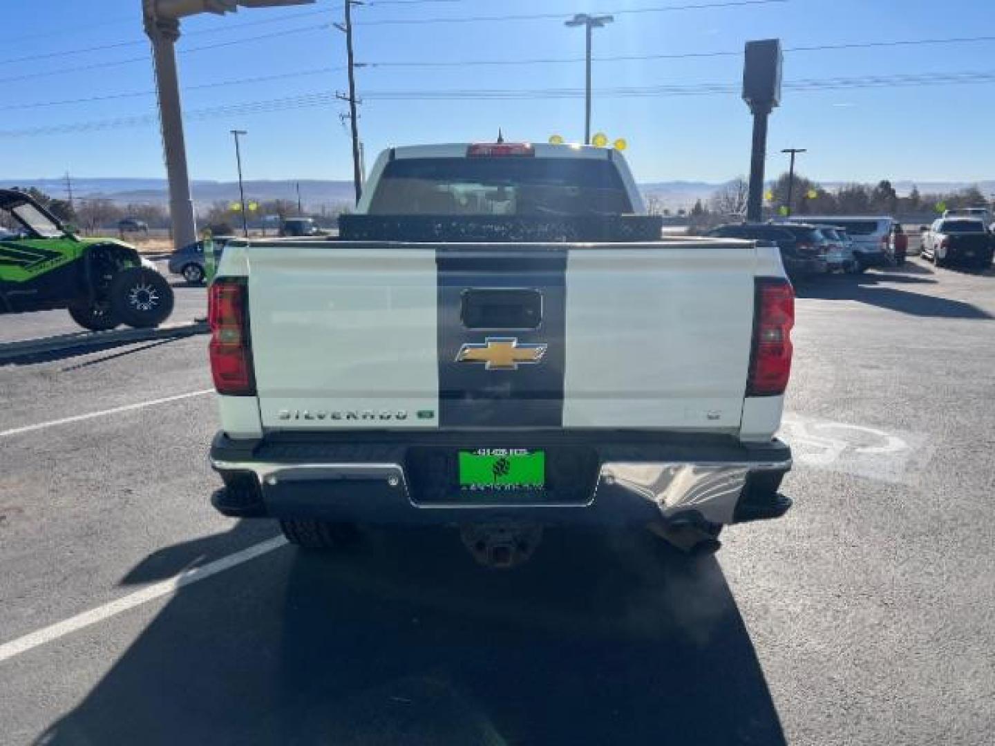 2015 Summit White /Jet Black Chevrolet Silverado 2500HD LT Crew Cab 4WD (1GC1KVEB3FF) with an 6.0L V8 OHV 16V CNG engine, 6-Speed Automatic transmission, located at 1865 East Red Hills Pkwy, St. George, 84770, (435) 628-0023, 37.120850, -113.543640 - We specialize in helping ALL people get the best financing available. No matter your credit score, good, bad or none we can get you an amazing rate. Had a bankruptcy, divorce, or repossessions? We give you the green light to get your credit back on the road. Low down and affordable payments that fit - Photo#5