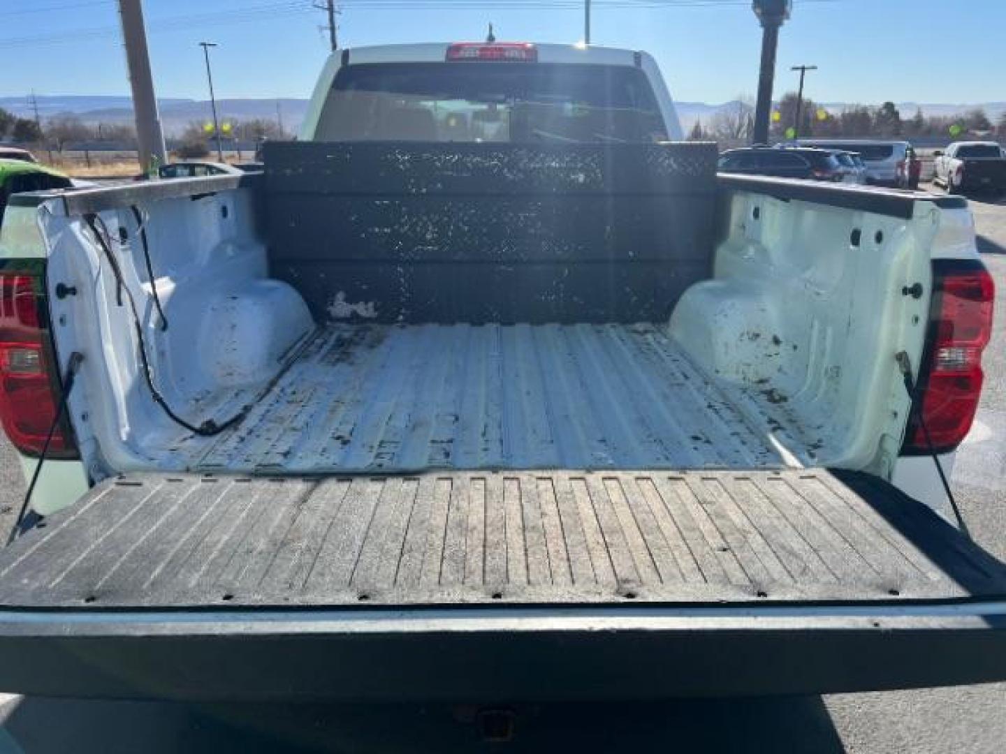 2015 Summit White /Jet Black Chevrolet Silverado 2500HD LT Crew Cab 4WD (1GC1KVEB3FF) with an 6.0L V8 OHV 16V CNG engine, 6-Speed Automatic transmission, located at 1865 East Red Hills Pkwy, St. George, 84770, (435) 628-0023, 37.120850, -113.543640 - We specialize in helping ALL people get the best financing available. No matter your credit score, good, bad or none we can get you an amazing rate. Had a bankruptcy, divorce, or repossessions? We give you the green light to get your credit back on the road. Low down and affordable payments that fit - Photo#25