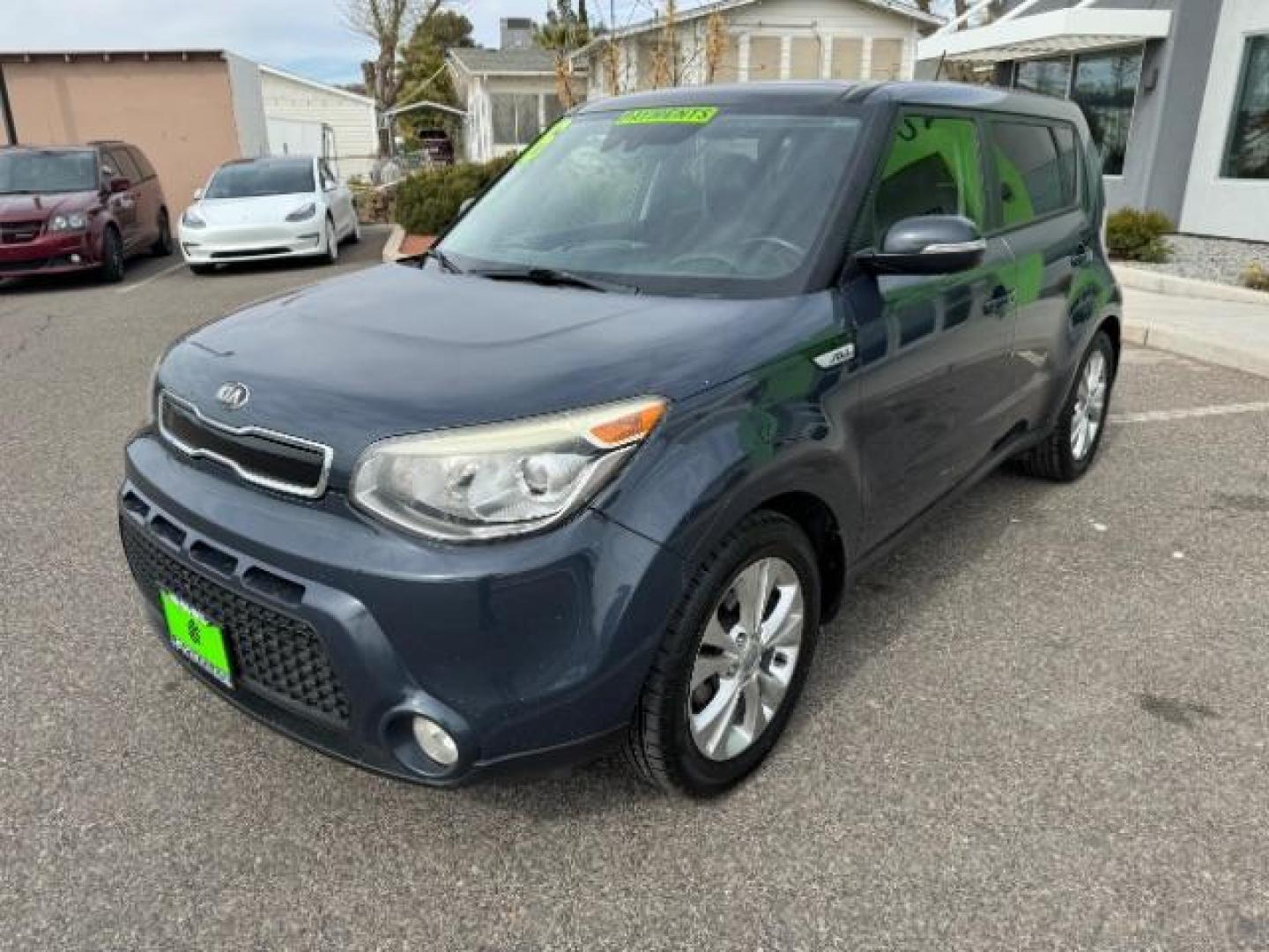 2016 Fathom Blue /Black, leather Kia Soul ! (KNDJX3A50G7) with an 2.0L L4 DOHC 16V engine, 6-Speed Automatic transmission, located at 940 North Main Street, Cedar City, UT, 84720, (435) 628-0023, 37.692936, -113.061897 - Photo#3