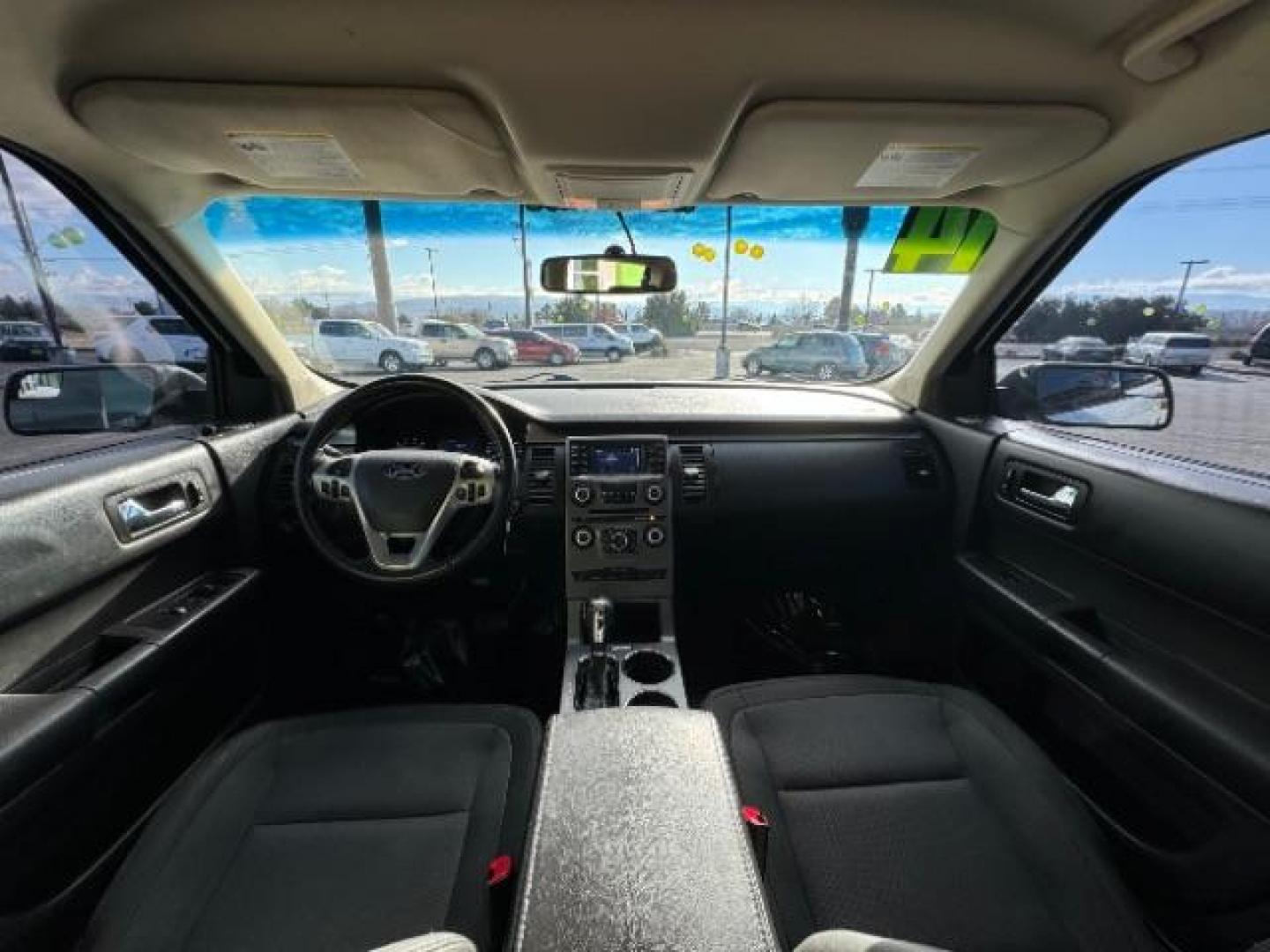 2014 White Suede /Charcoal Black Ford Flex SE FWD (2FMGK5B87EB) with an 3.5L V6 DOHC 24V engine, 6-Speed Automatic Ov transmission, located at 1865 East Red Hills Pkwy, St. George, 84770, (435) 628-0023, 37.120850, -113.543640 - Photo#29