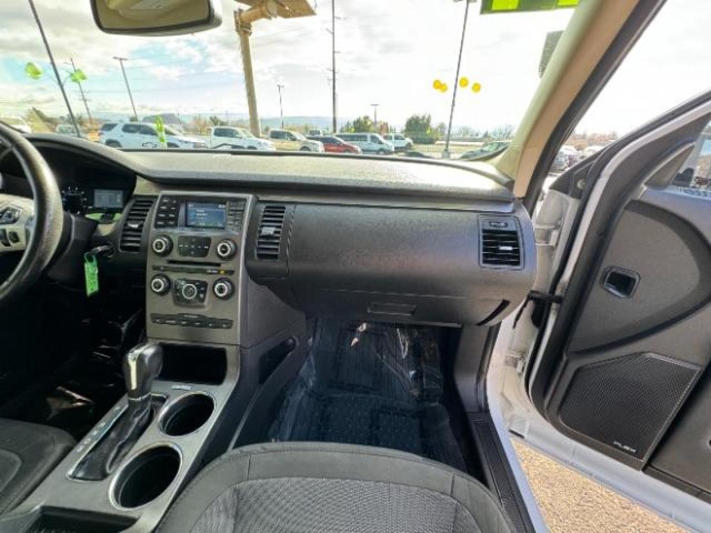 2014 White Suede /Charcoal Black Ford Flex SE FWD (2FMGK5B87EB) with an 3.5L V6 DOHC 24V engine, 6-Speed Automatic Ov transmission, located at 1865 East Red Hills Pkwy, St. George, 84770, (435) 628-0023, 37.120850, -113.543640 - Photo#37