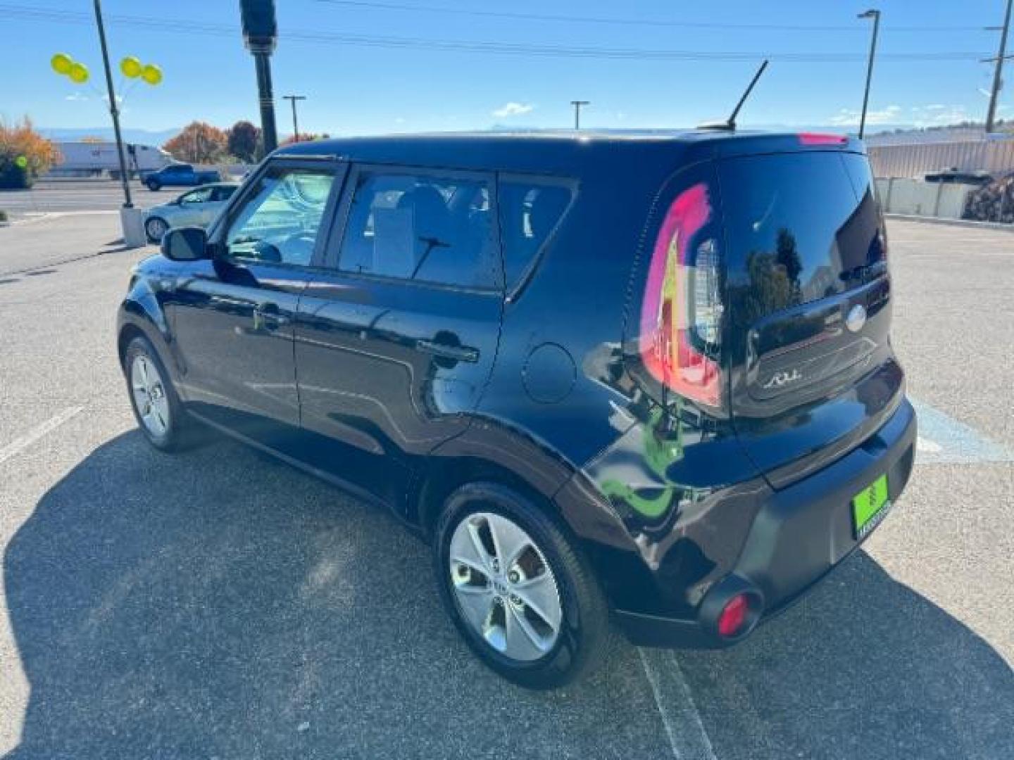 2014 Shadow Black /Black Kia Soul Base (KNDJN2A21E7) with an 1.6L L4 DOHC 16V engine, 6-Speed Manual transmission, located at 1865 East Red Hills Pkwy, St. George, 84770, (435) 628-0023, 37.120850, -113.543640 - We specialize in helping ALL people get the best financing available. No matter your credit score, good, bad or none we can get you an amazing rate. Had a bankruptcy, divorce, or repossessions? We give you the green light to get your credit back on the road. Low down and affordable payments that fit - Photo#6