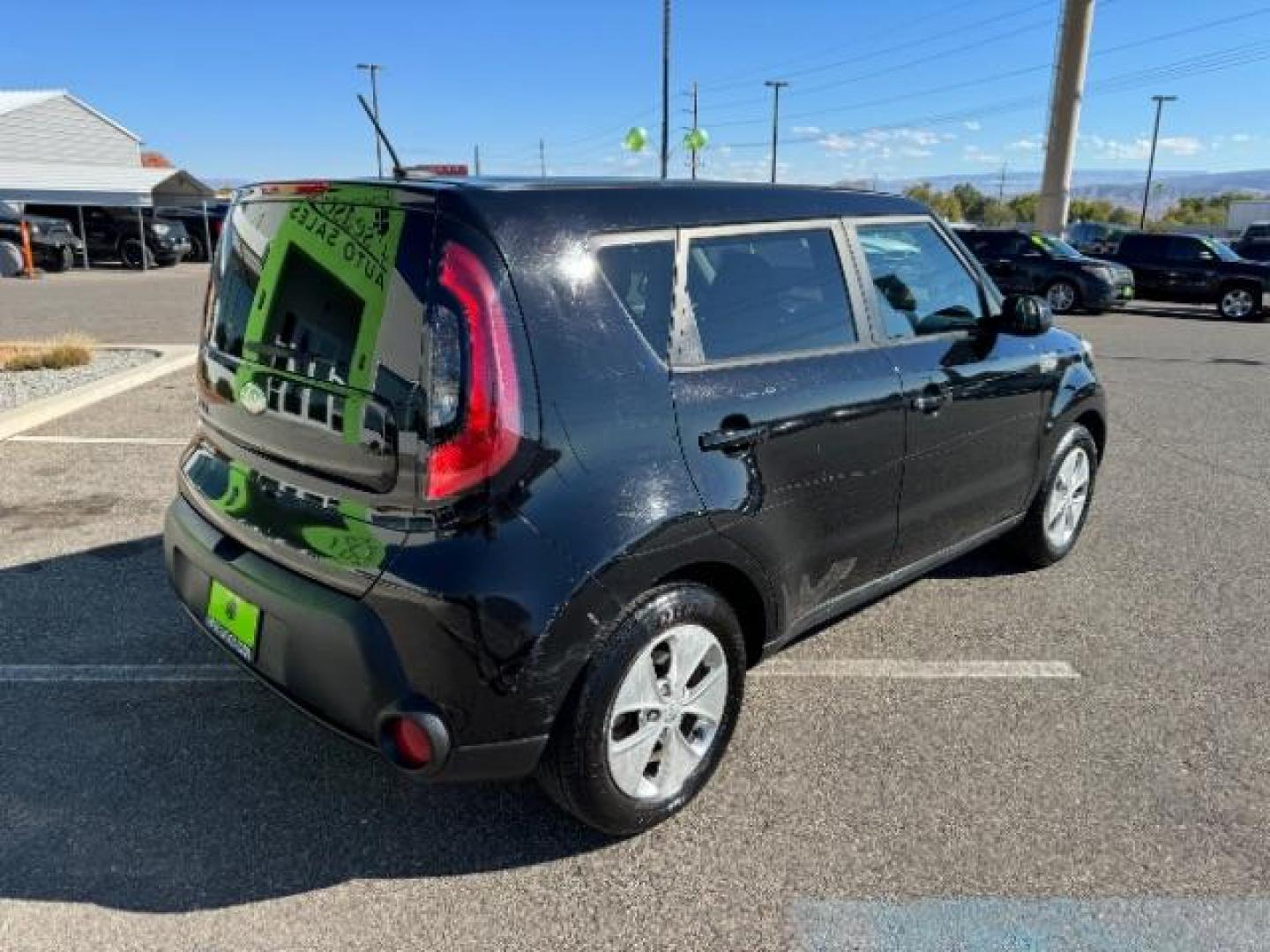 2014 Shadow Black /Black Kia Soul Base (KNDJN2A21E7) with an 1.6L L4 DOHC 16V engine, 6-Speed Manual transmission, located at 1865 East Red Hills Pkwy, St. George, 84770, (435) 628-0023, 37.120850, -113.543640 - We specialize in helping ALL people get the best financing available. No matter your credit score, good, bad or none we can get you an amazing rate. Had a bankruptcy, divorce, or repossessions? We give you the green light to get your credit back on the road. Low down and affordable payments that fit - Photo#8