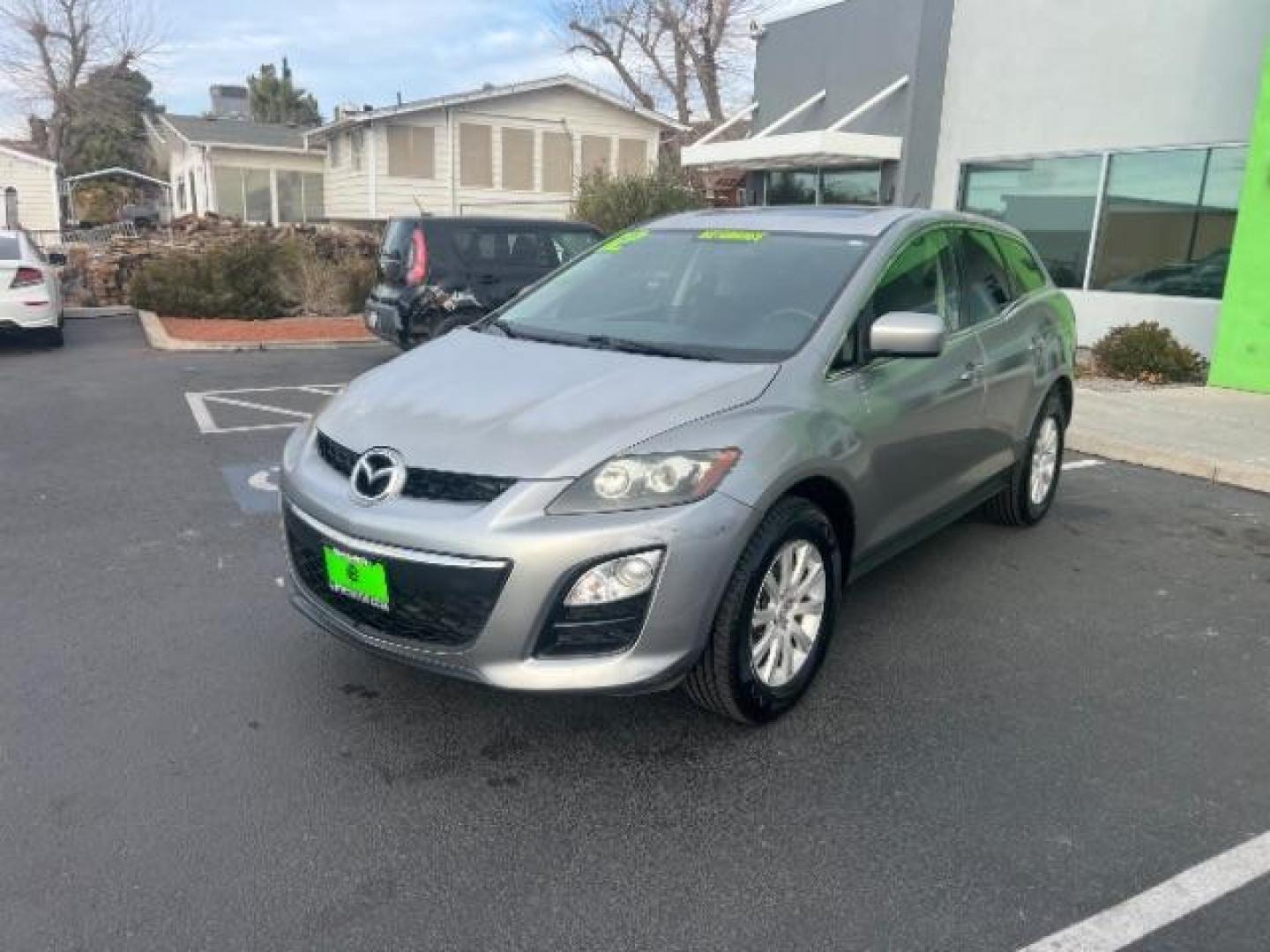 2012 Liquid Silver Metallic /Black Cloth Interior Mazda CX-7 i Sport (JM3ER2BM5C0) with an 2.5L L4 DOHC 16V engine, 5-Speed Automatic transmission, located at 1865 East Red Hills Pkwy, St. George, 84770, (435) 628-0023, 37.120850, -113.543640 - Photo#2