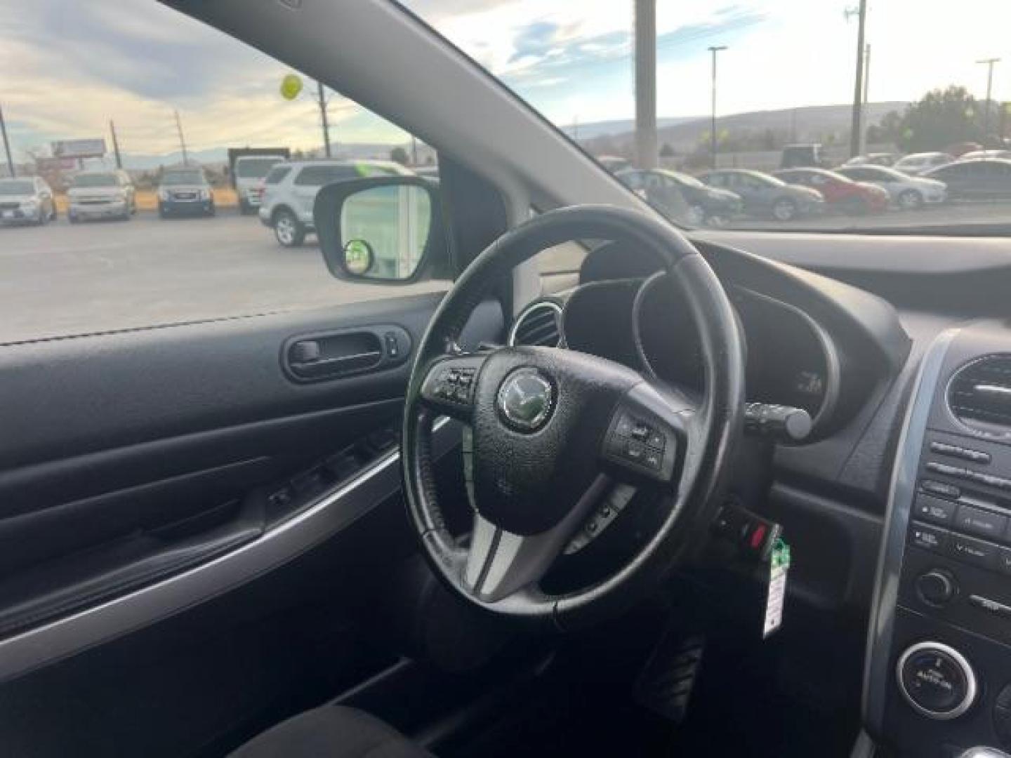 2012 Liquid Silver Metallic /Black Cloth Interior Mazda CX-7 i Sport (JM3ER2BM5C0) with an 2.5L L4 DOHC 16V engine, 5-Speed Automatic transmission, located at 1865 East Red Hills Pkwy, St. George, 84770, (435) 628-0023, 37.120850, -113.543640 - Photo#32