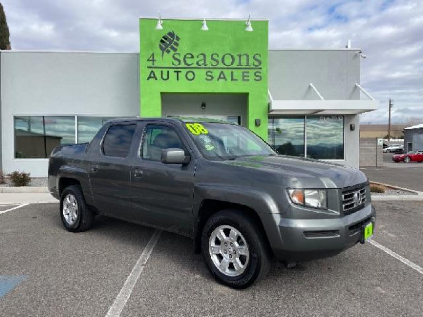 2008 Billet Silver Metallic /Gray Leather Interior Honda Ridgeline RTL (2HJYK16598H) with an 3.5L V6 SOHC 24V engine, 5-Speed Automatic transmission, located at 1865 East Red Hills Pkwy, St. George, 84770, (435) 628-0023, 37.120850, -113.543640 - Photo#0